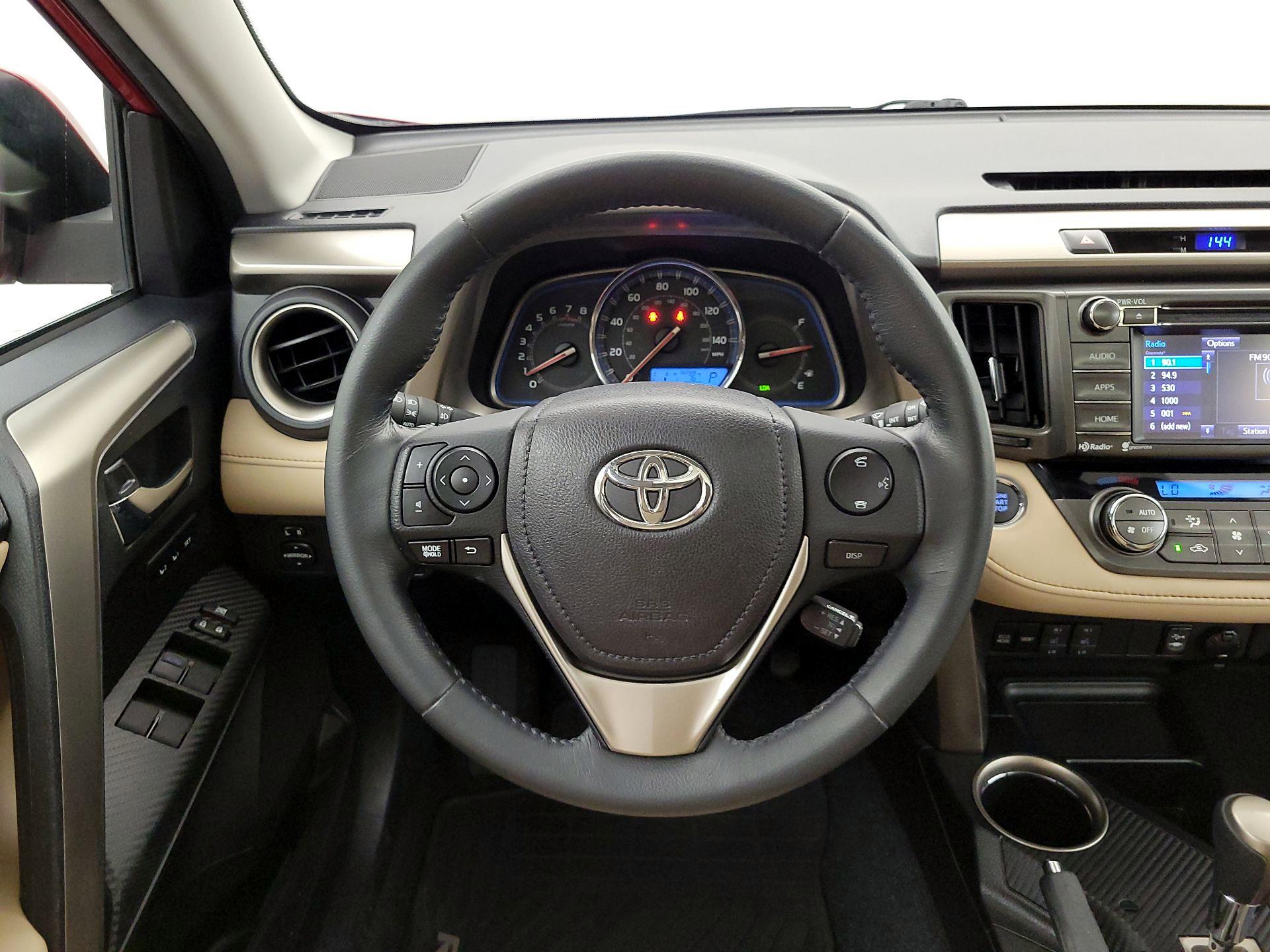Thumbnail: 2014 Toyota RAV4 - 10