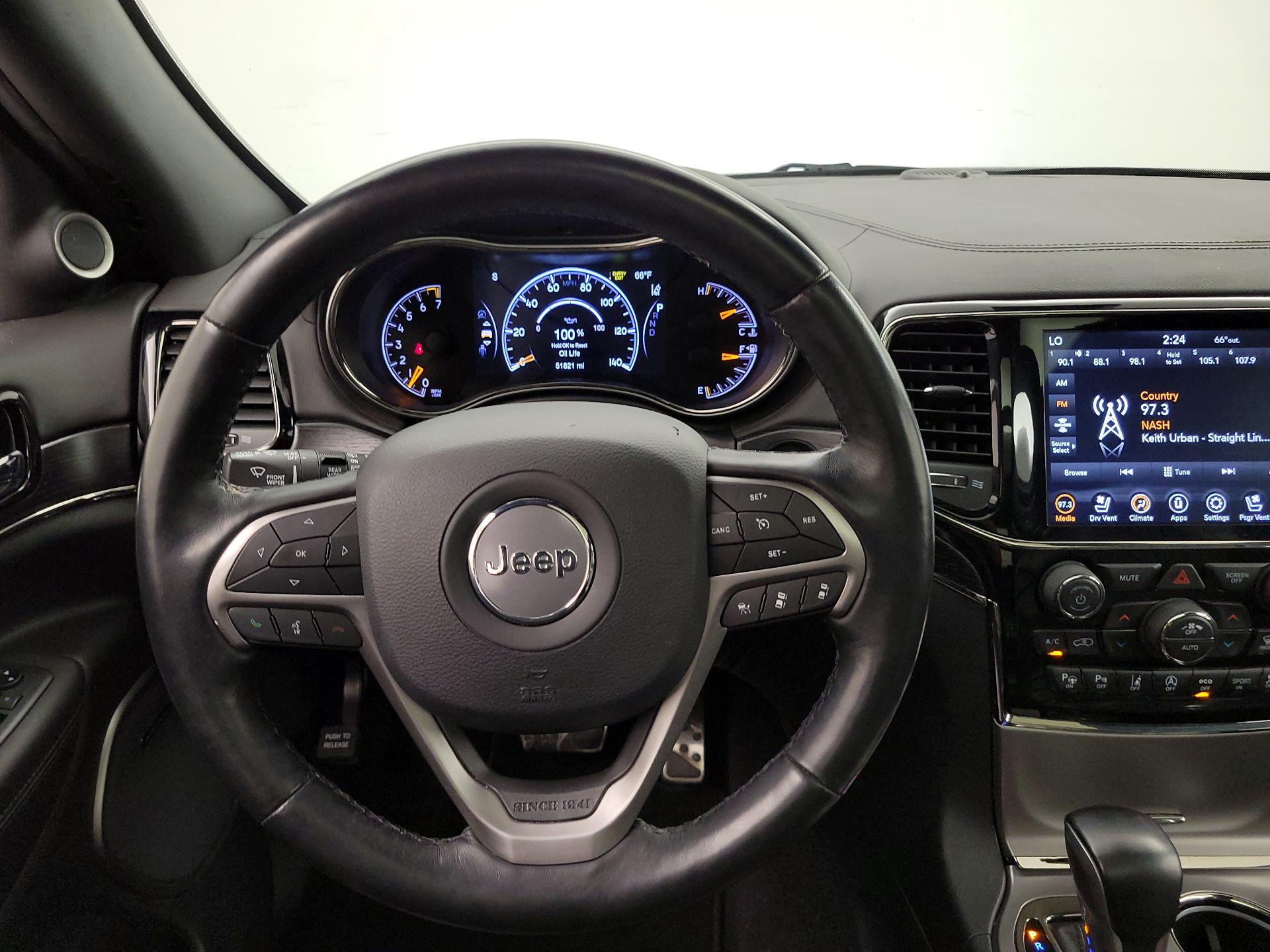 Thumbnail: 2020 Jeep Grand Cherokee - 10