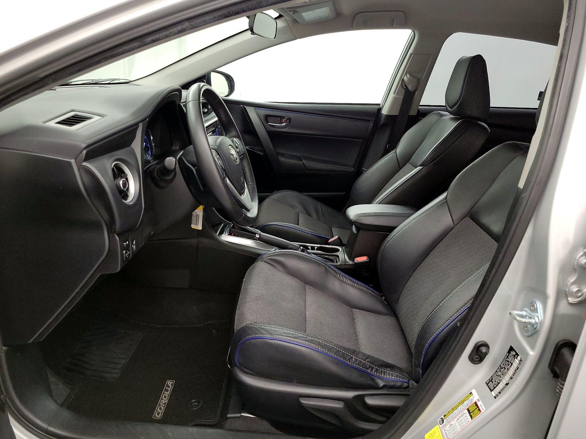 Thumbnail: 2017 Toyota Corolla - 11