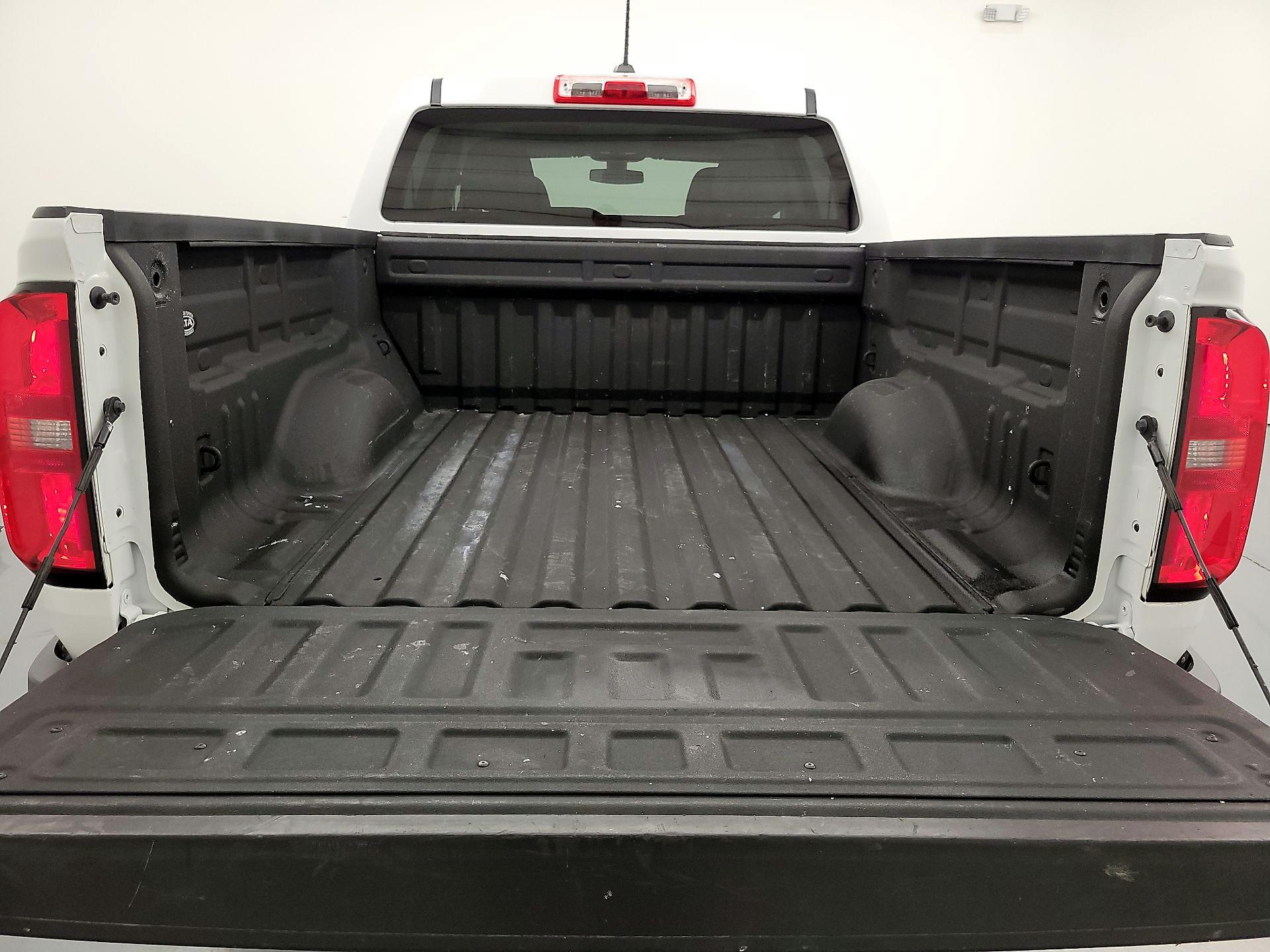 Thumbnail: 2022 Chevrolet Colorado - 20
