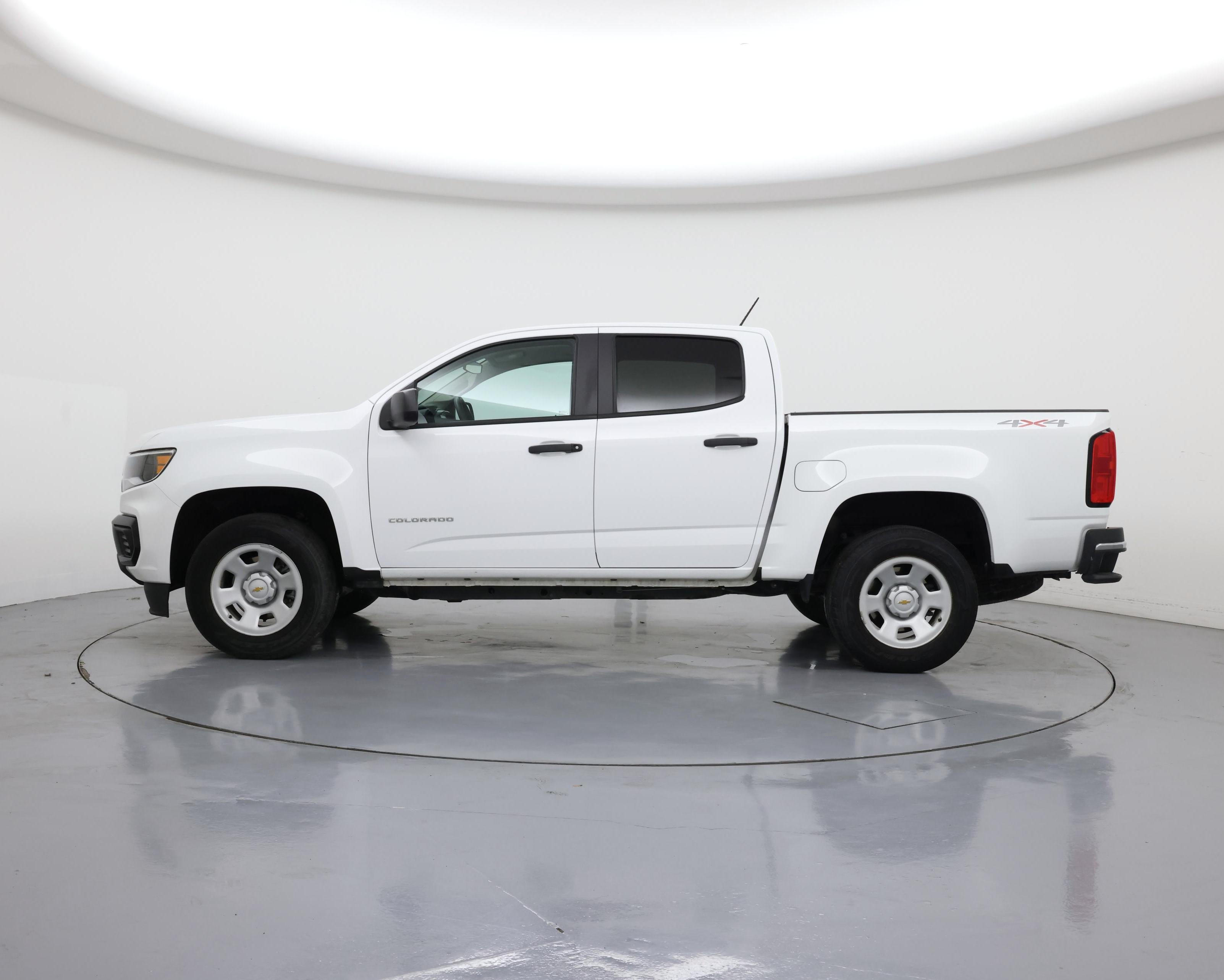 Thumbnail: 2022 Chevrolet Colorado - 3