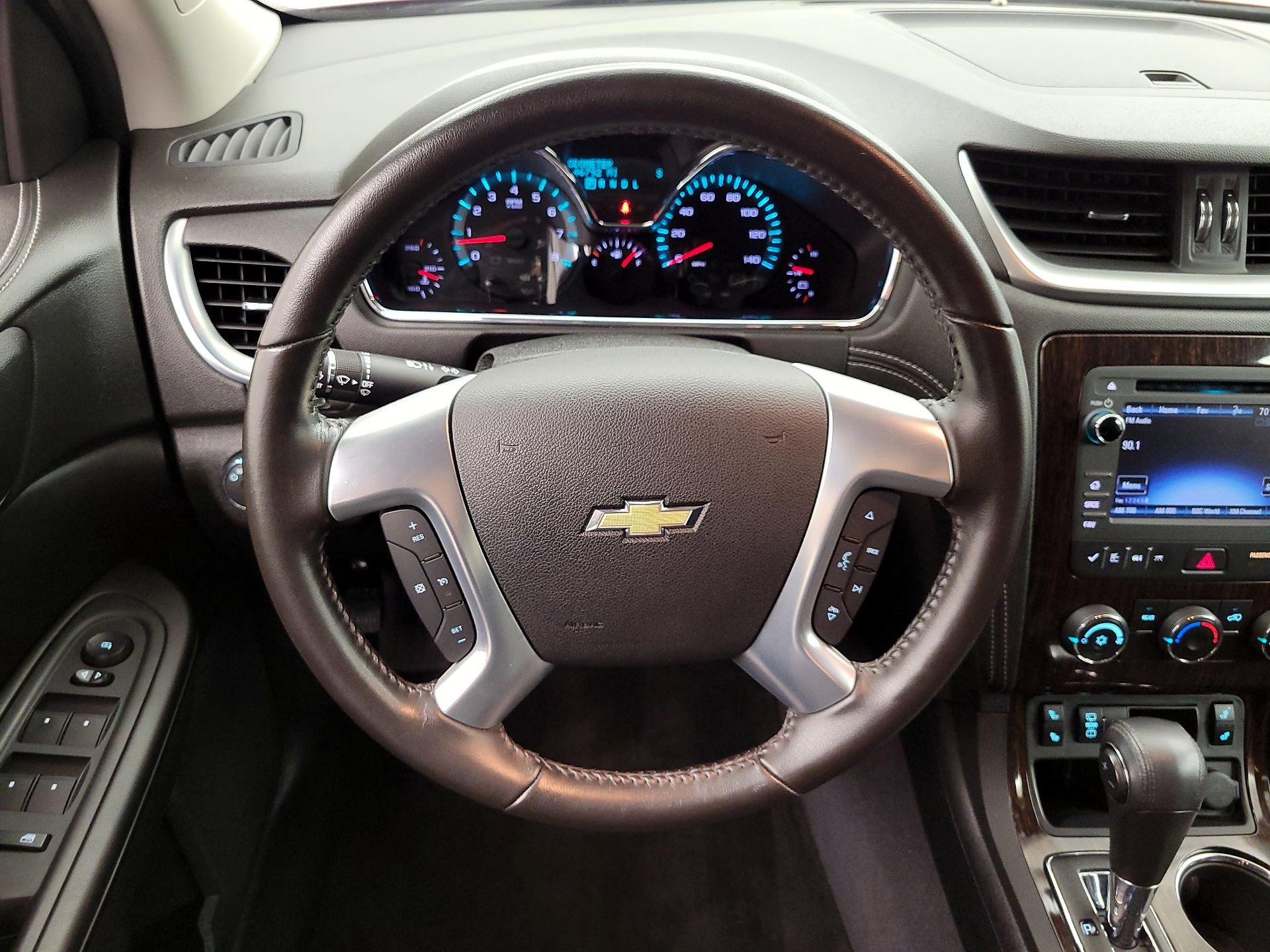 Thumbnail: 2015 Chevrolet Traverse - 10