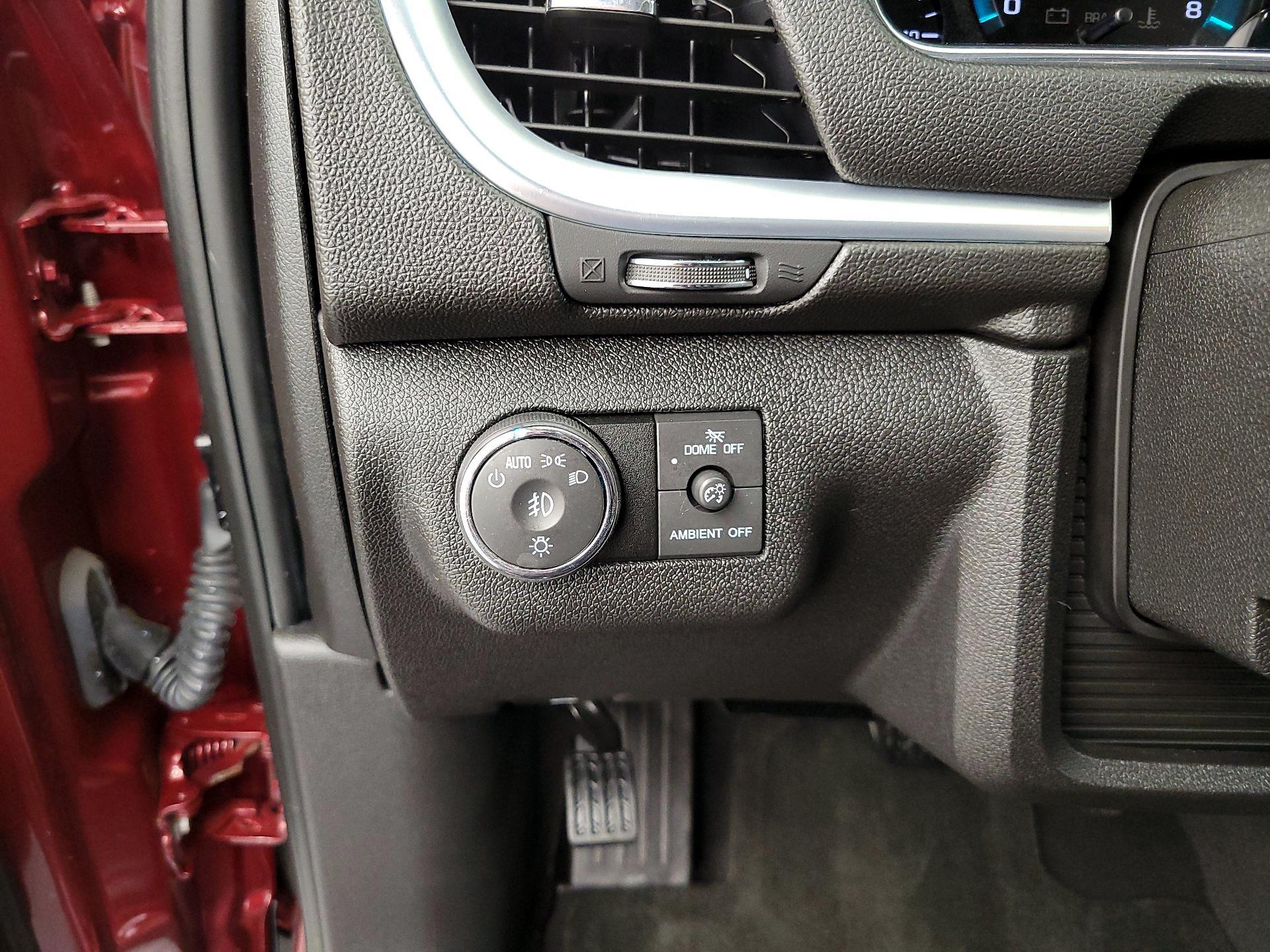 Thumbnail: 2015 Chevrolet Traverse - 13