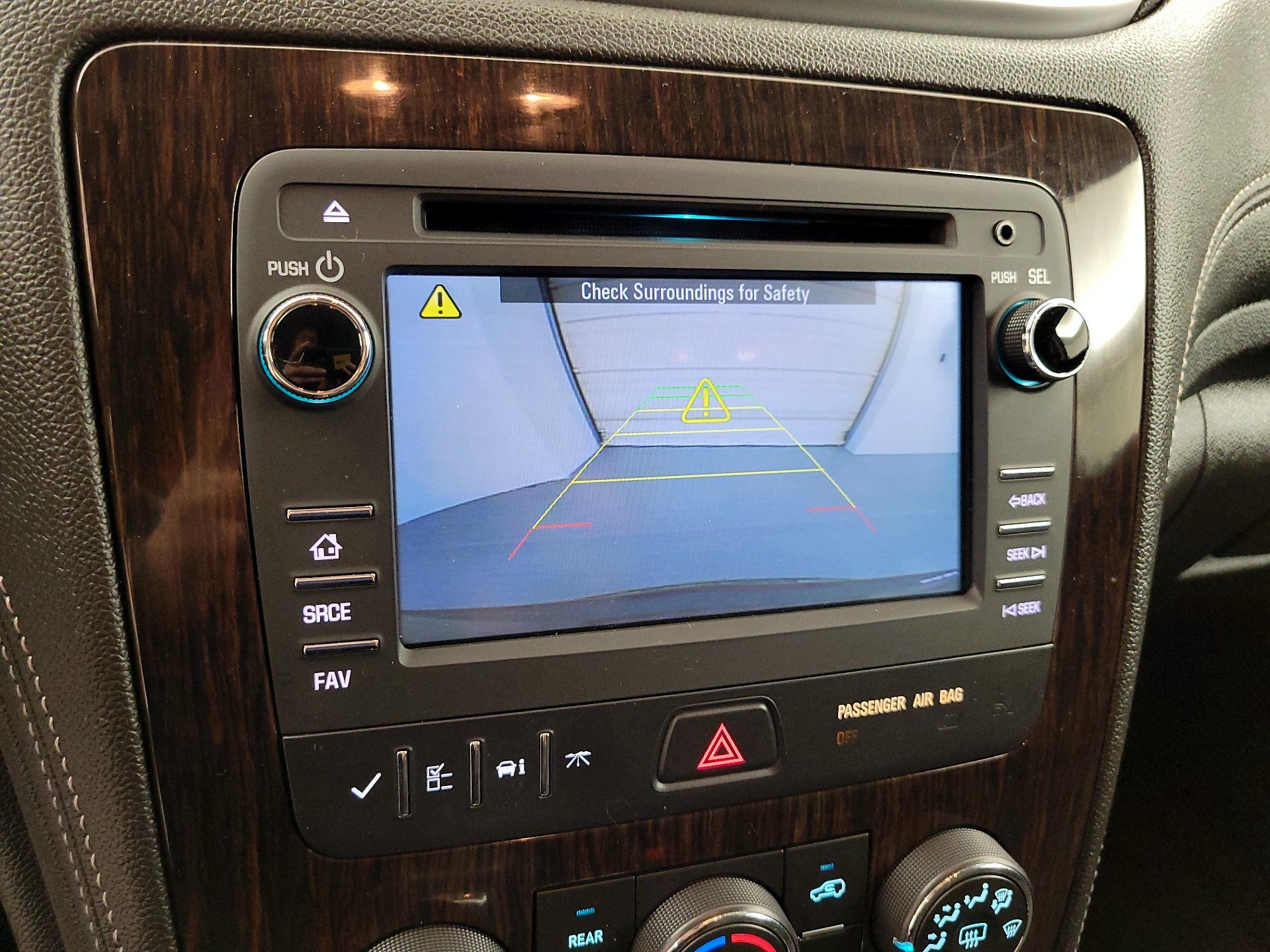 Thumbnail: 2015 Chevrolet Traverse - 14