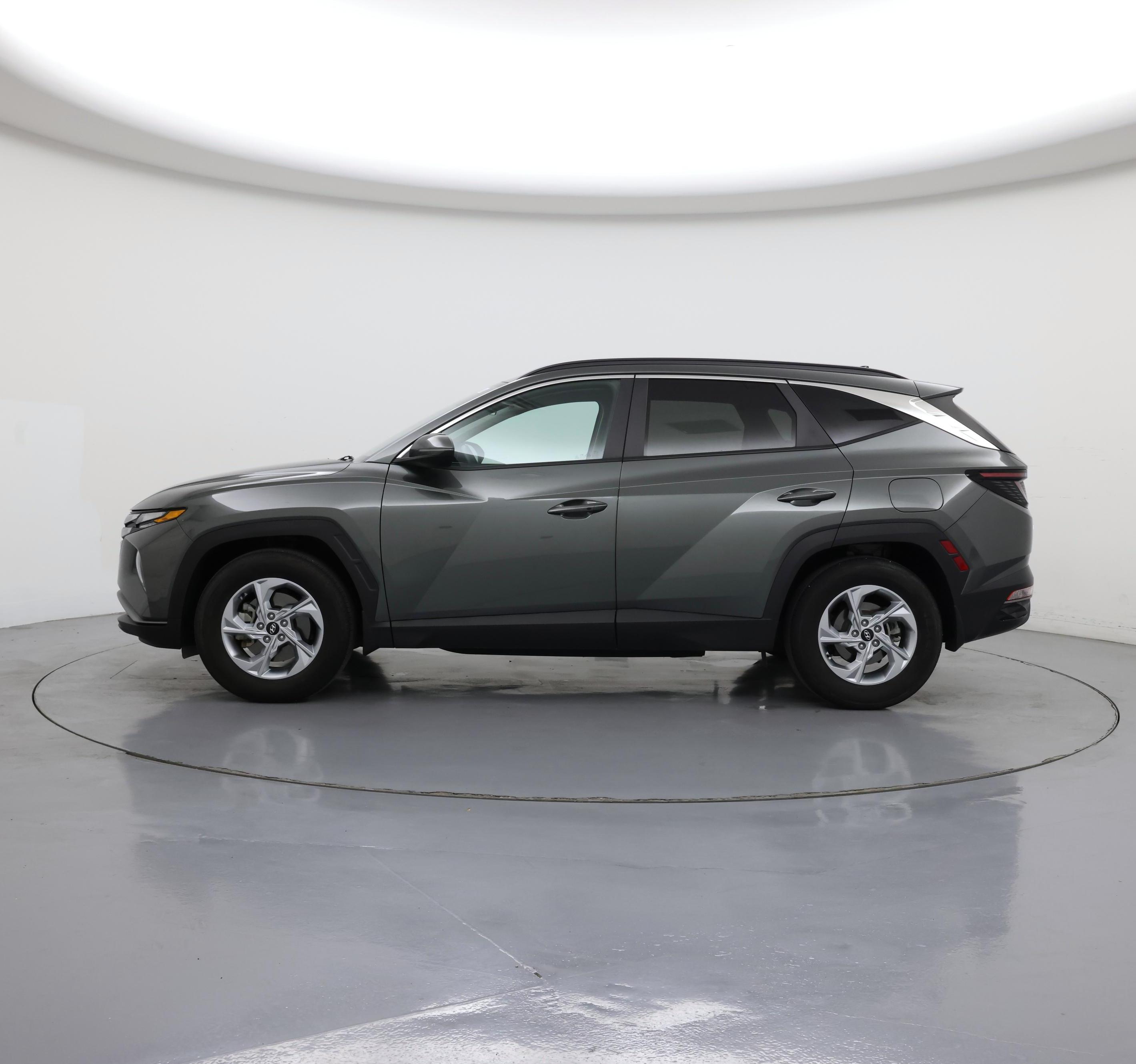 Thumbnail: 2022 Hyundai Tucson - 3