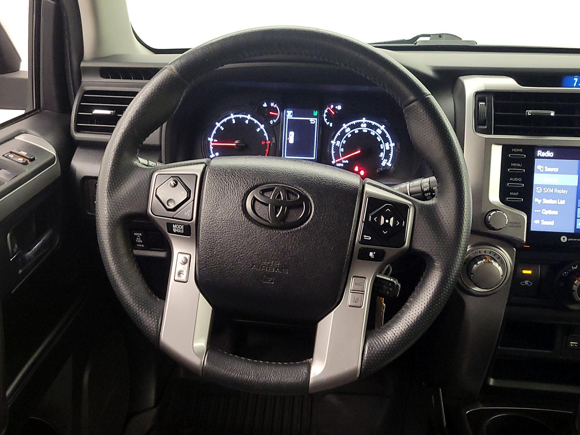 Thumbnail: 2020 Toyota 4Runner - 10