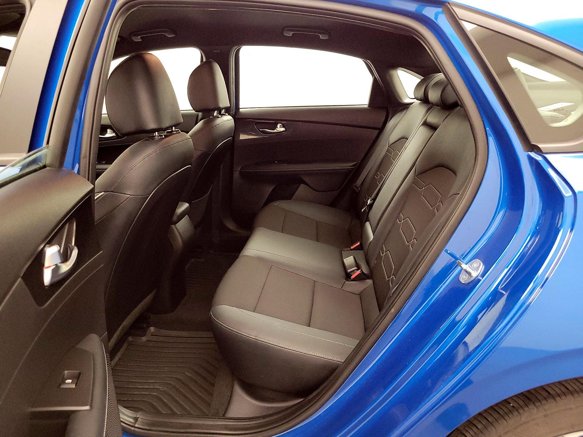 Thumbnail: 2023 Kia Forte - 20