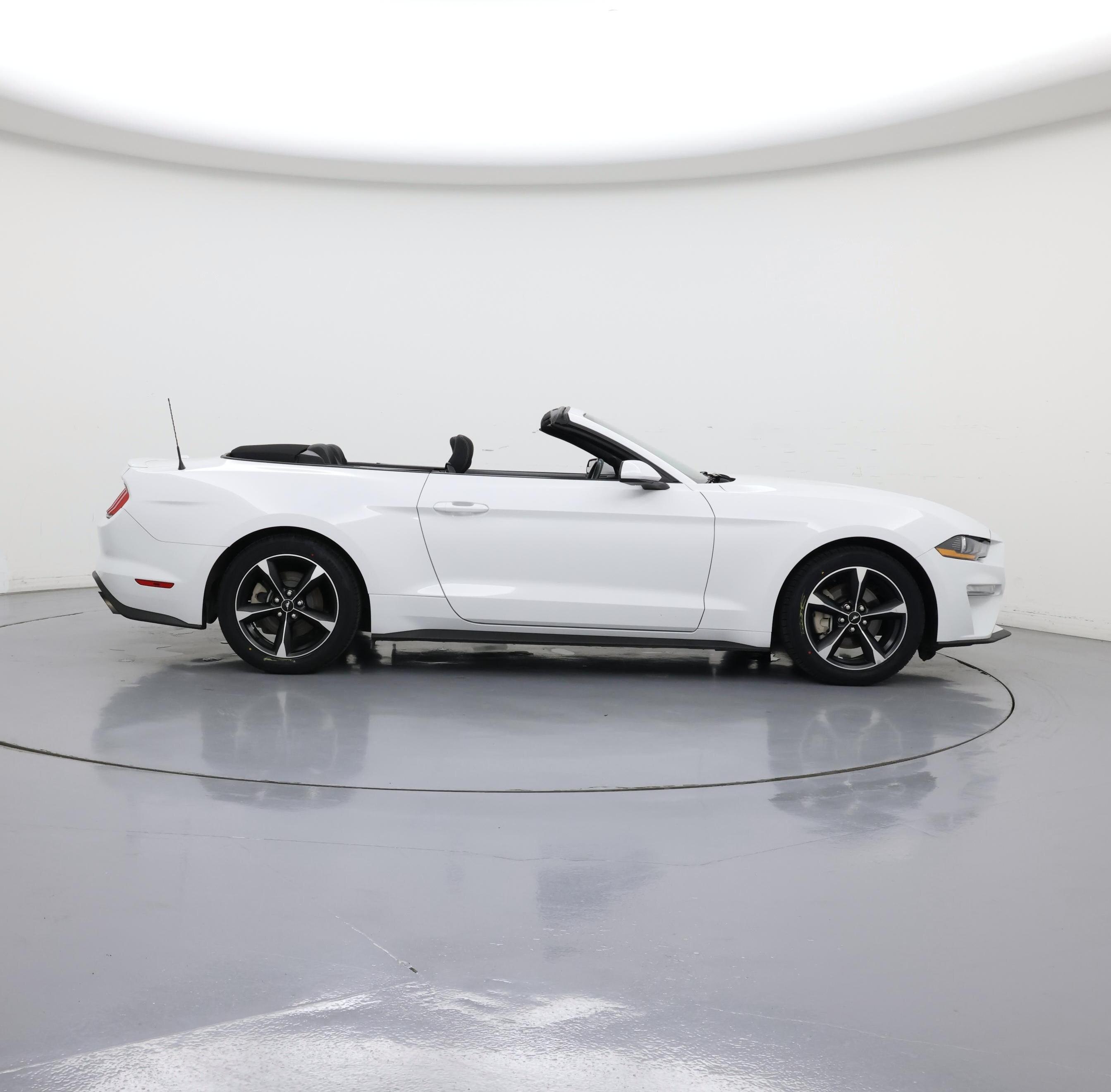 Thumbnail: 2019 Ford Mustang - 7