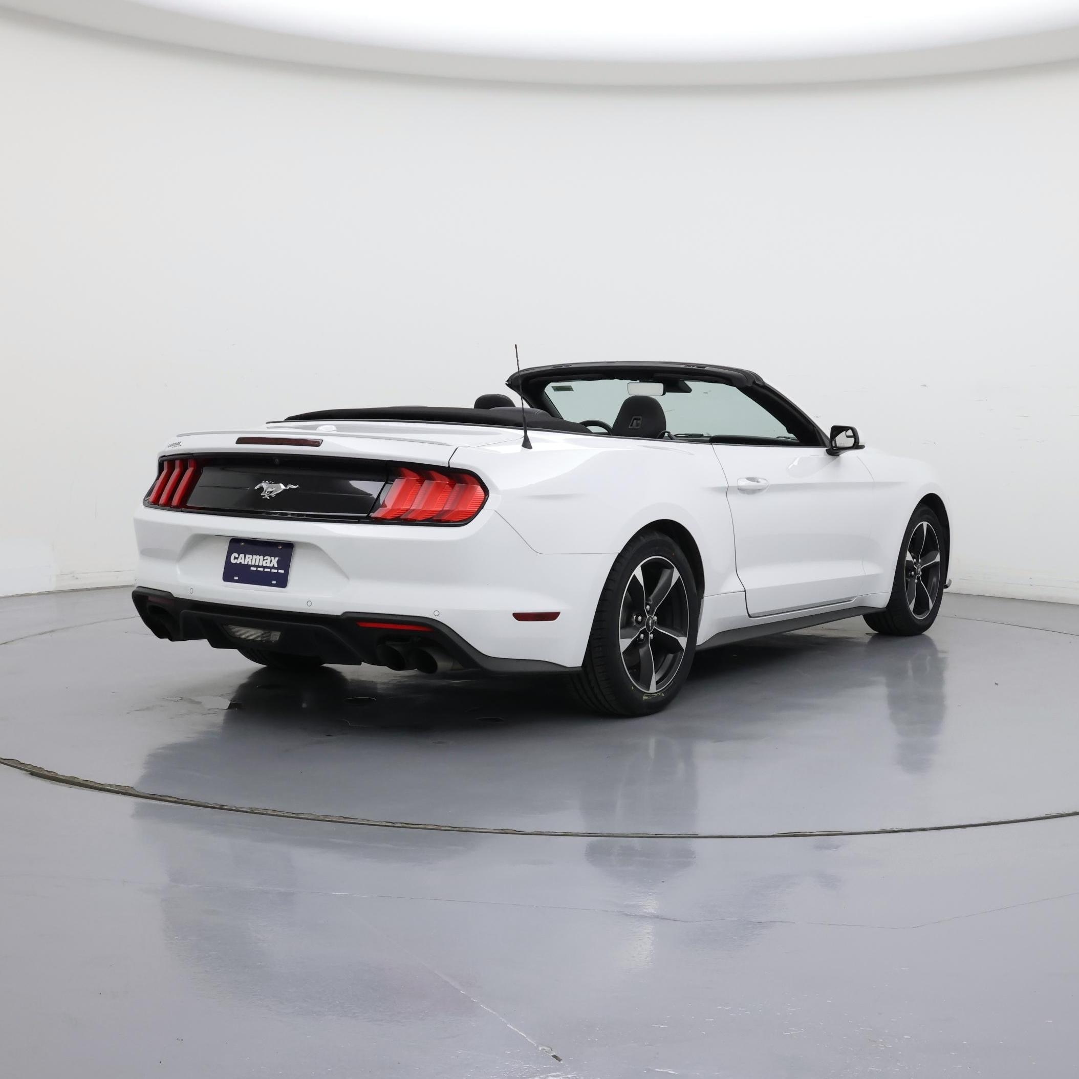 Thumbnail: 2019 Ford Mustang - 8