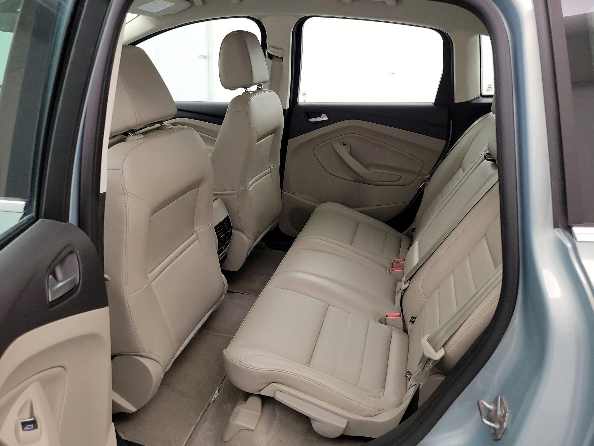 Thumbnail: 2014 Ford C-Max - 17