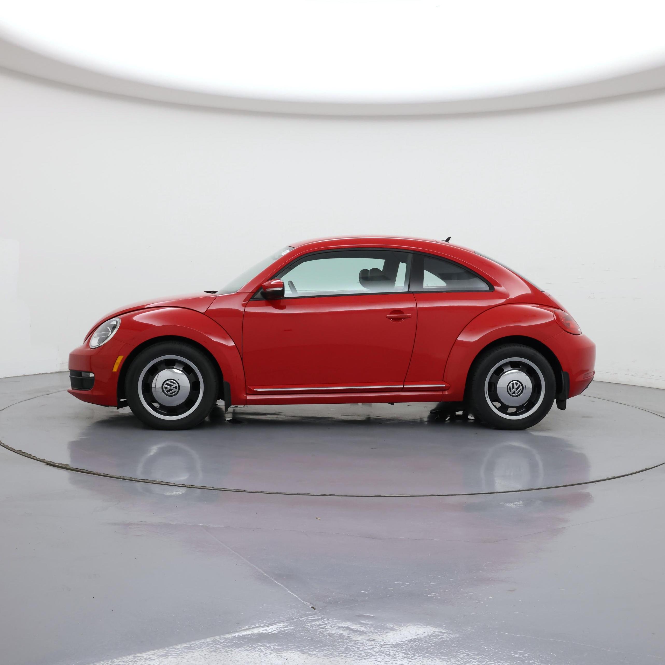 Thumbnail: 2013 Volkswagen Beetle - 3