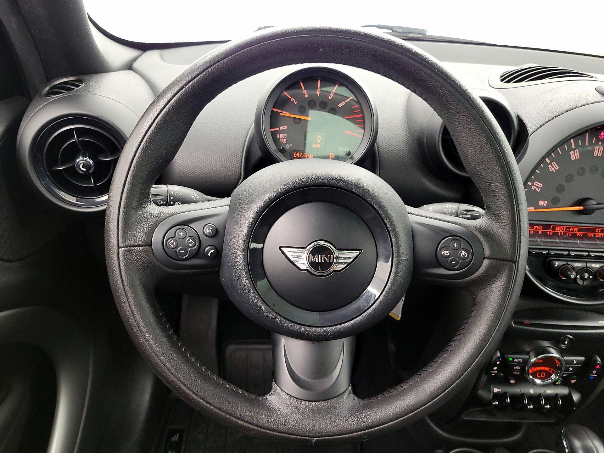 Thumbnail: 2016 MINI Cooper Countryman - 10