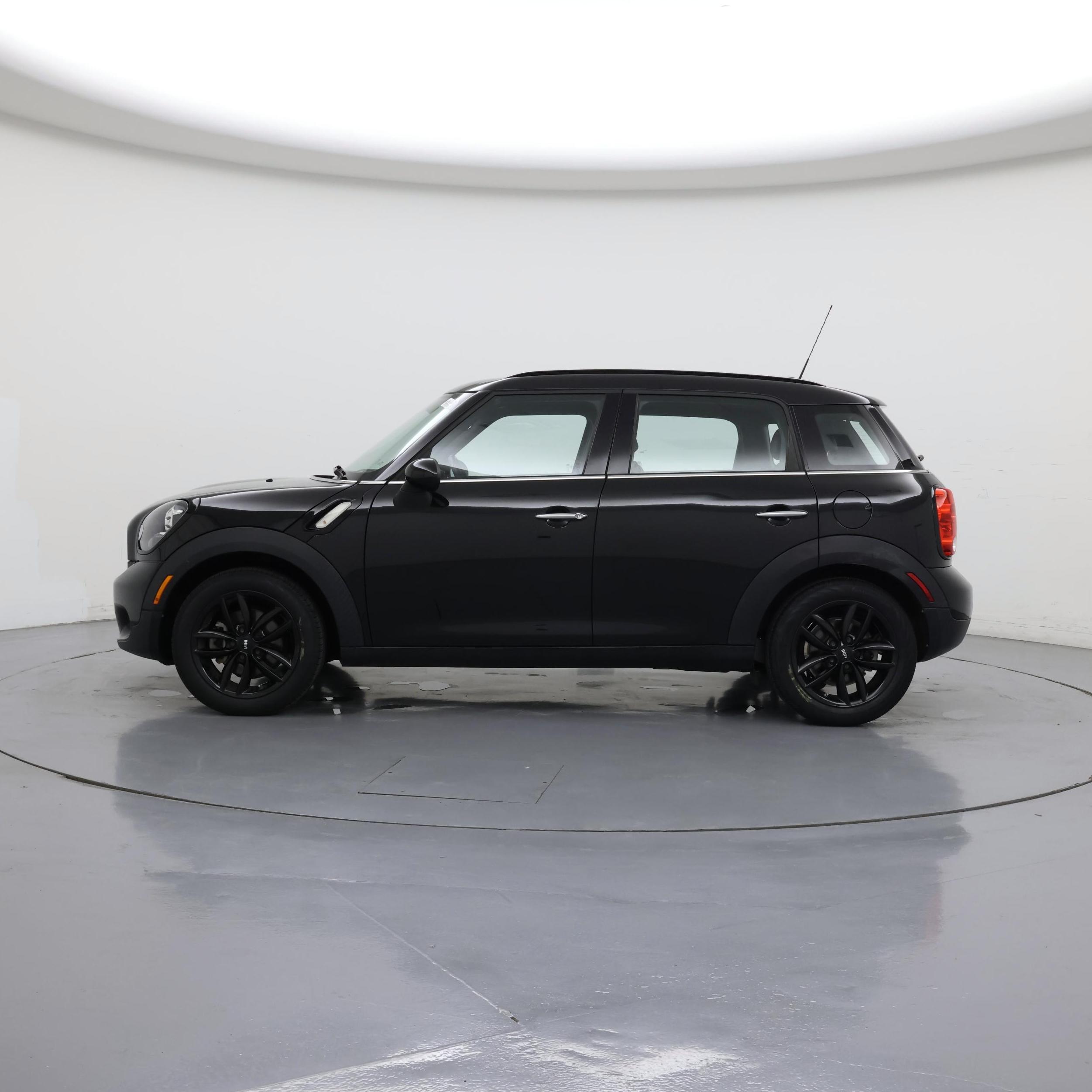 Thumbnail: 2016 MINI Cooper Countryman - 3