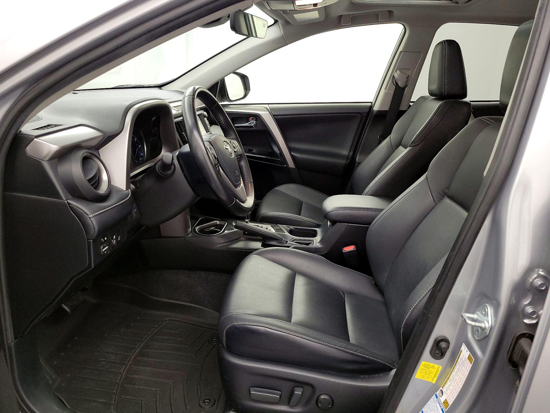Thumbnail: 2017 Toyota RAV4 - 11