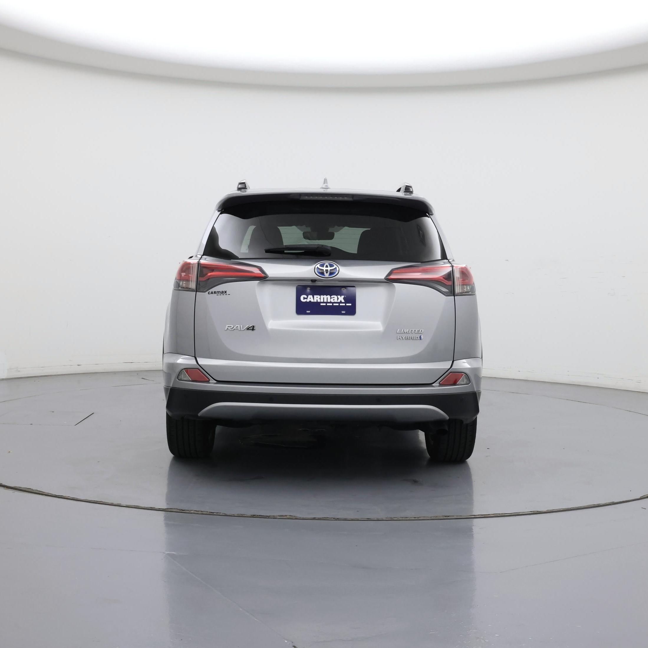 Thumbnail: 2017 Toyota RAV4 - 6