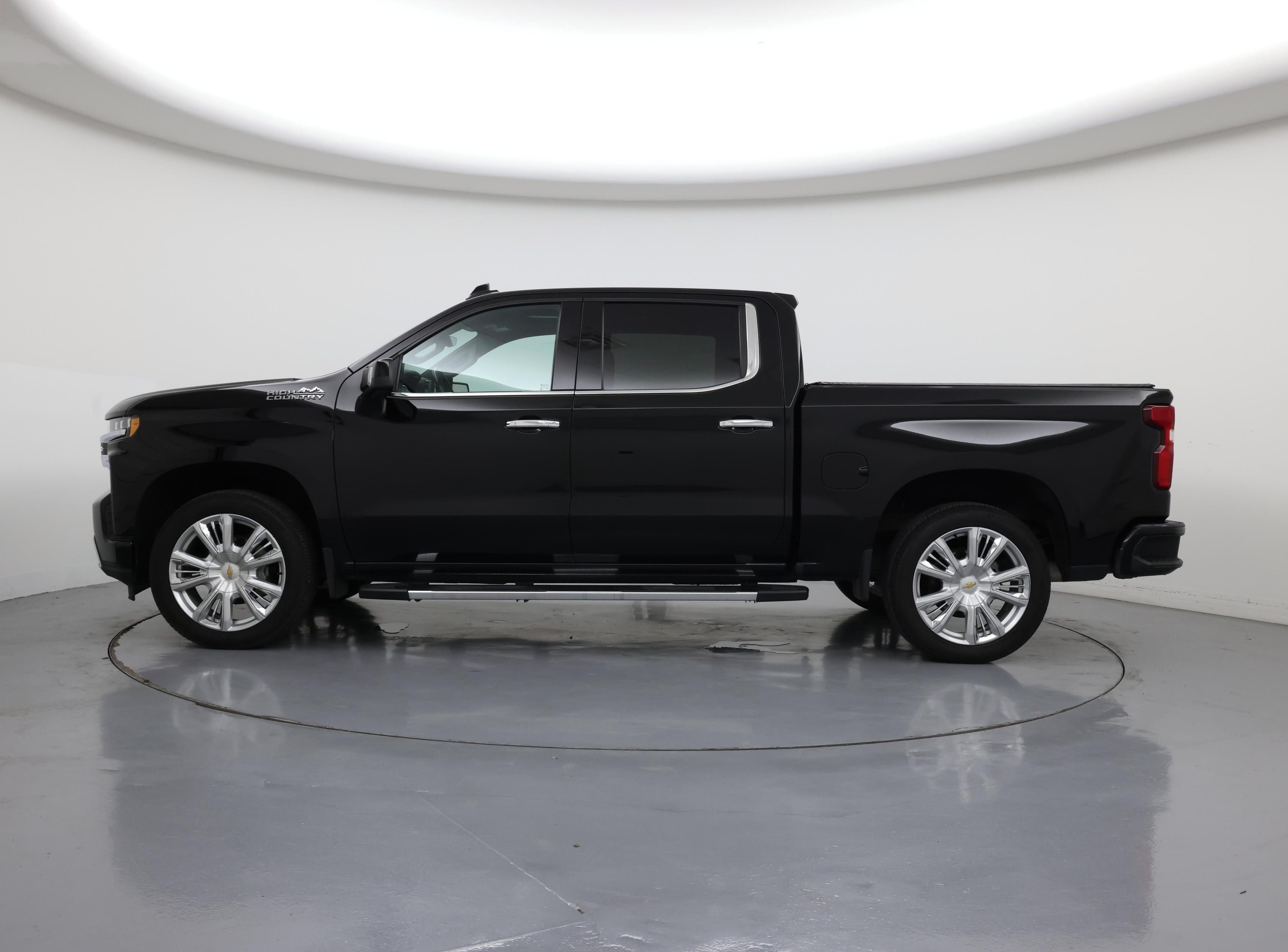 Thumbnail: 2021 Chevrolet Silverado 1500 - 3