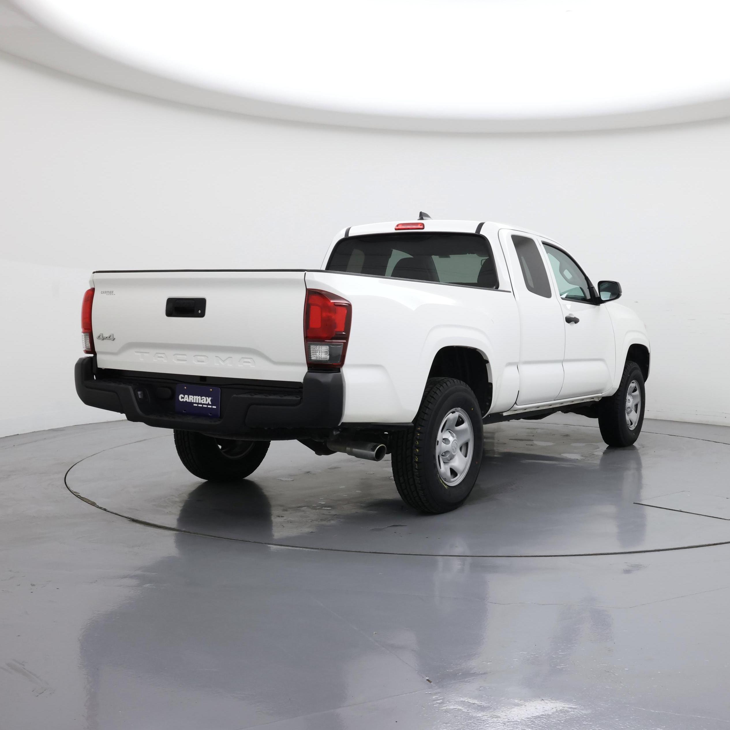 Thumbnail: 2021 Toyota Tacoma - 8