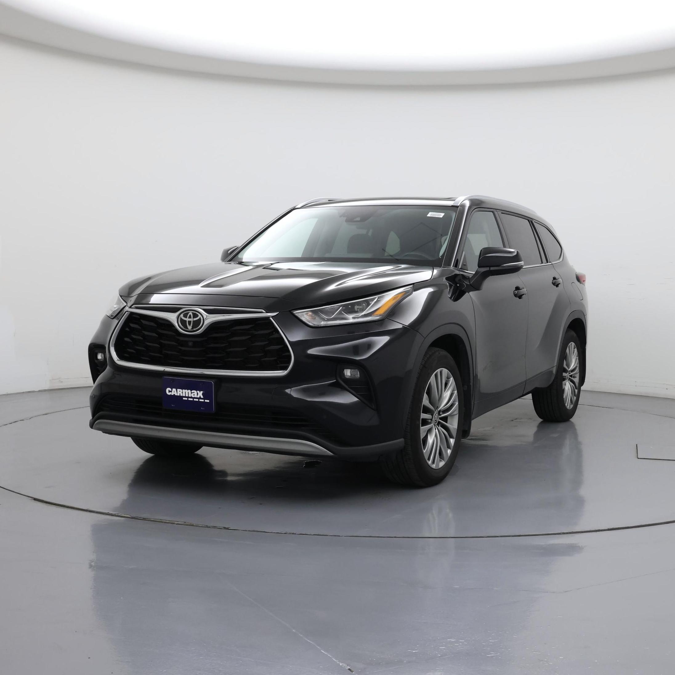 Thumbnail: 2022 Toyota Highlander - 4