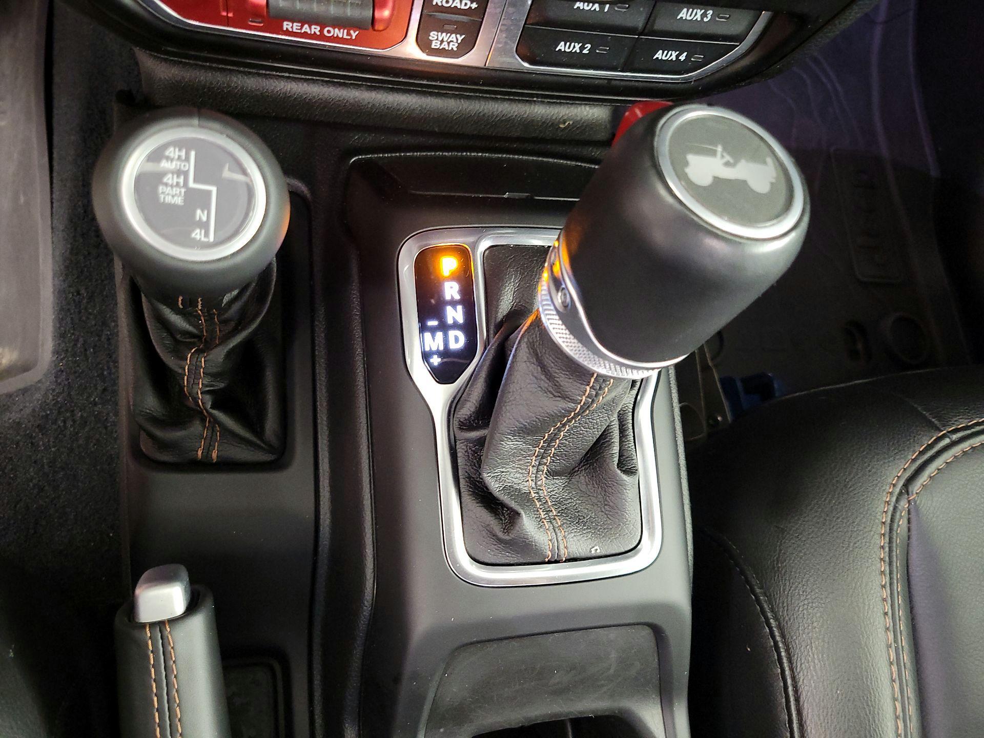 Thumbnail: 2022 Jeep Wrangler - 18