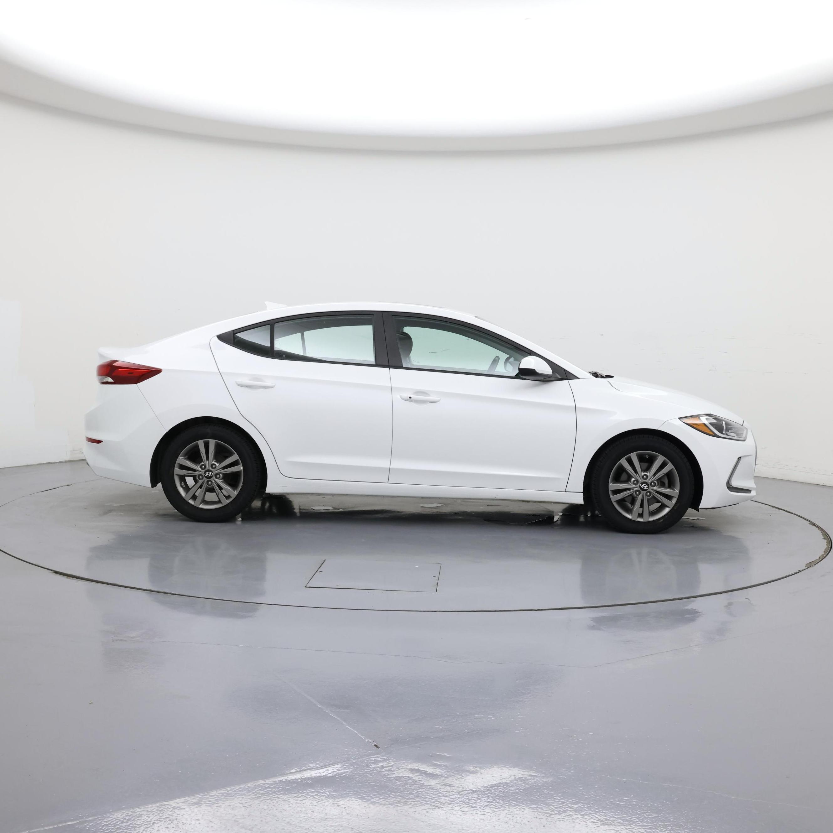 Thumbnail: 2017 Hyundai Elantra - 7