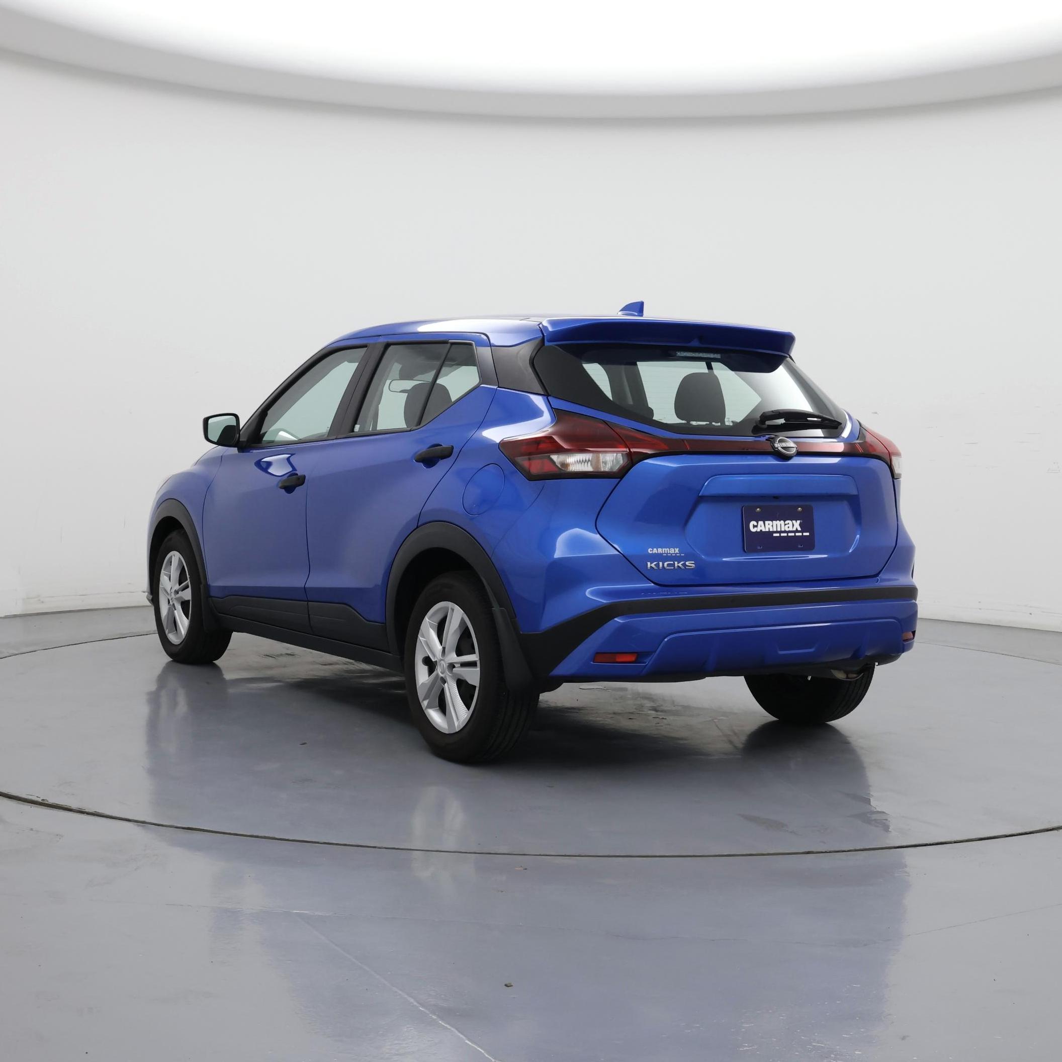 Thumbnail: 2023 Nissan Kicks - 2