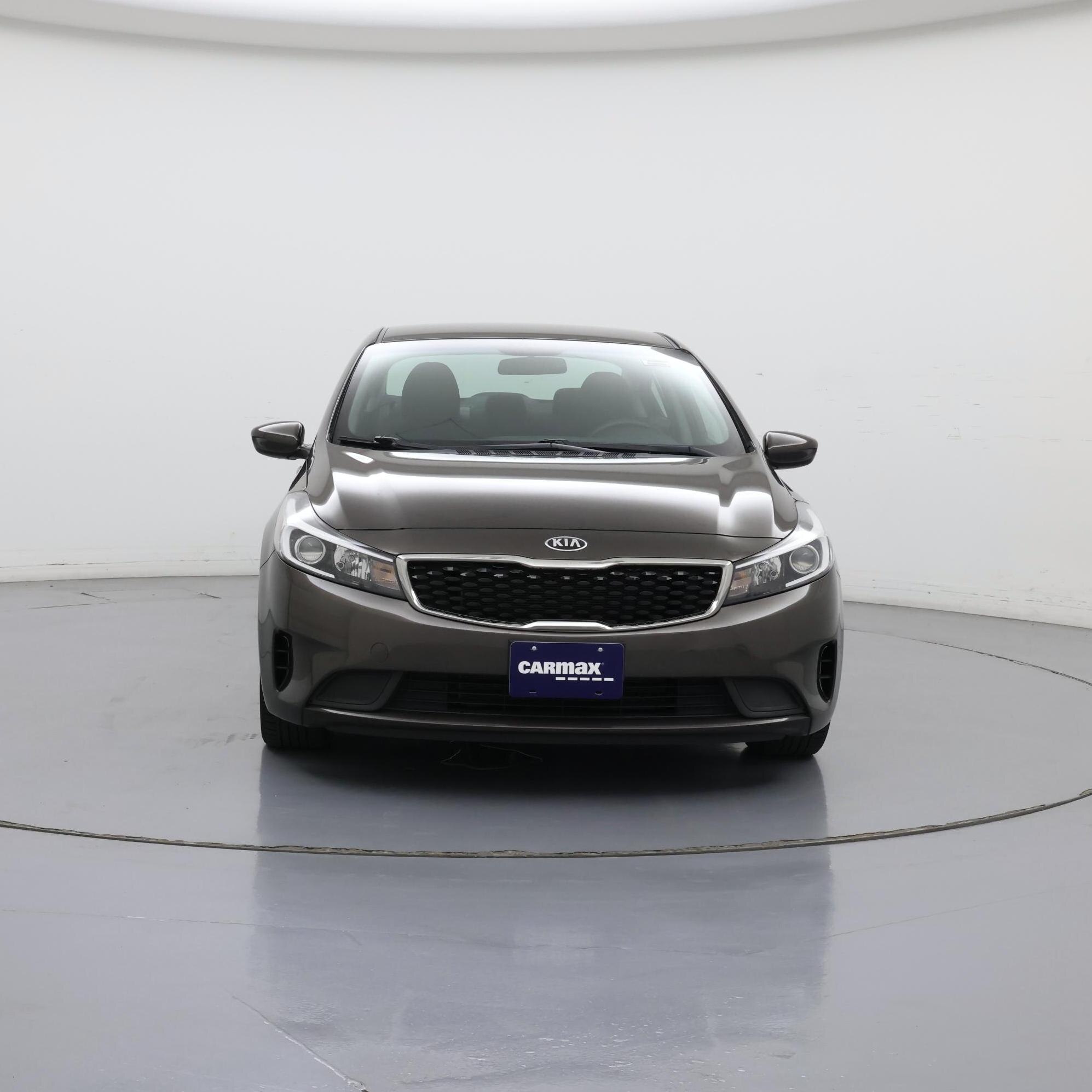 Thumbnail: 2017 Kia Forte - 5