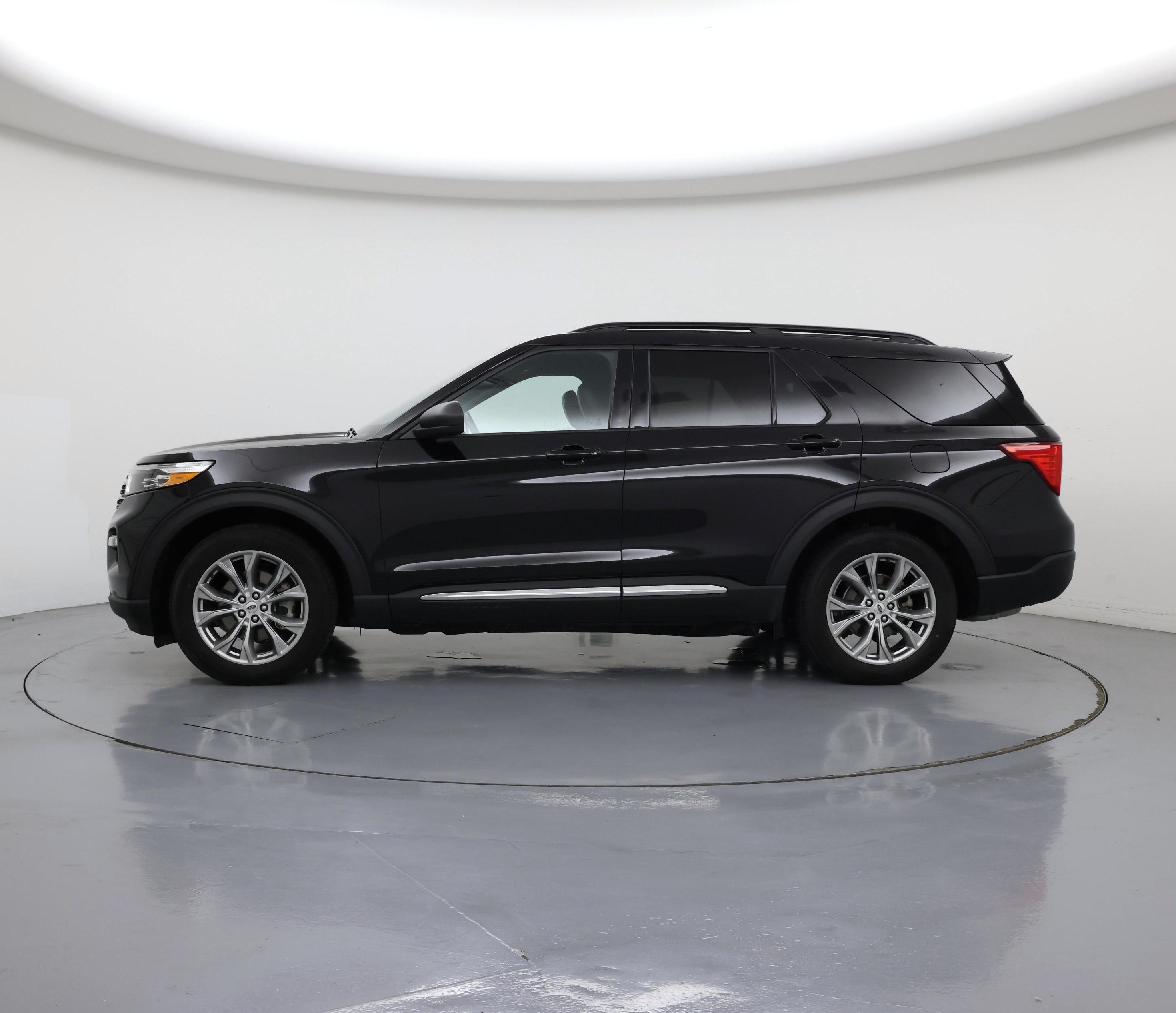 Thumbnail: 2020 Ford Explorer - 3