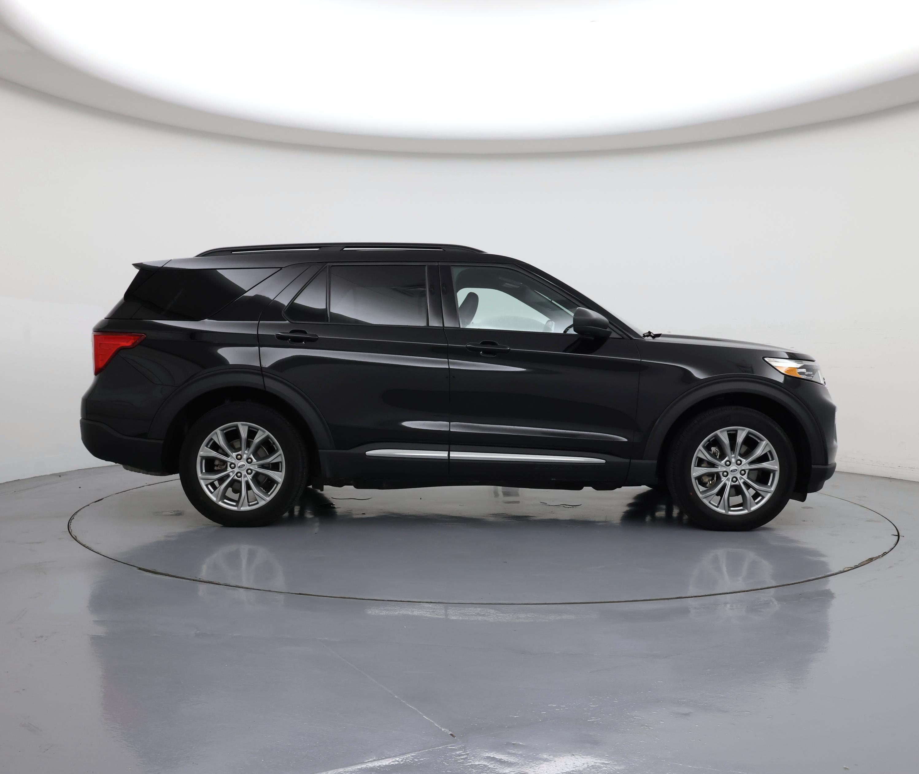 Thumbnail: 2020 Ford Explorer - 7