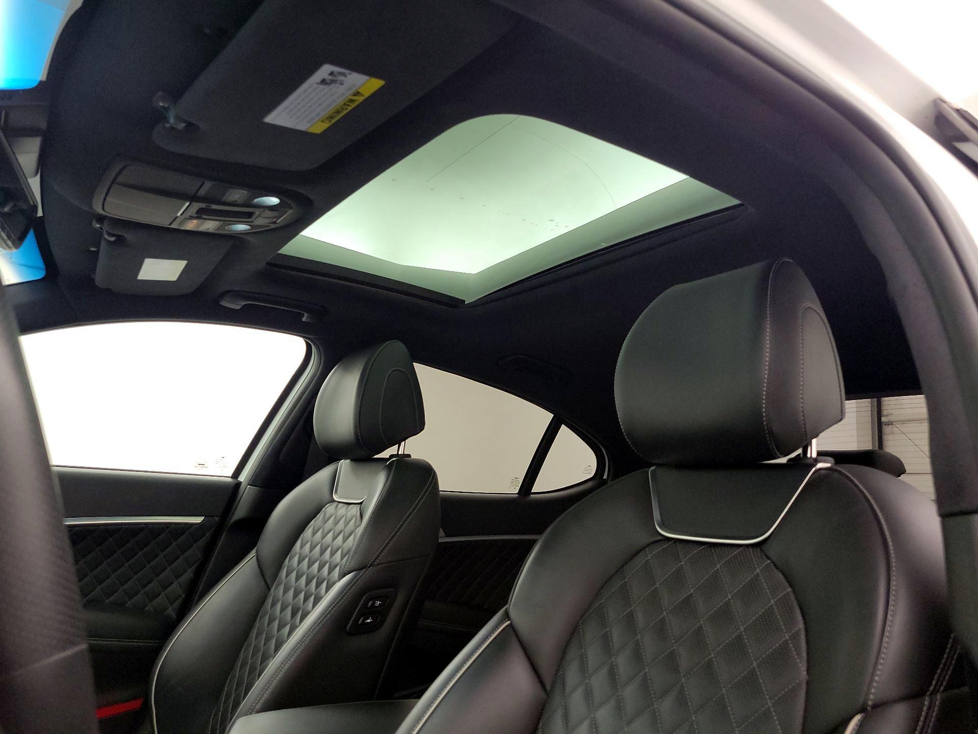 Thumbnail: 2021 Genesis G70 - 20