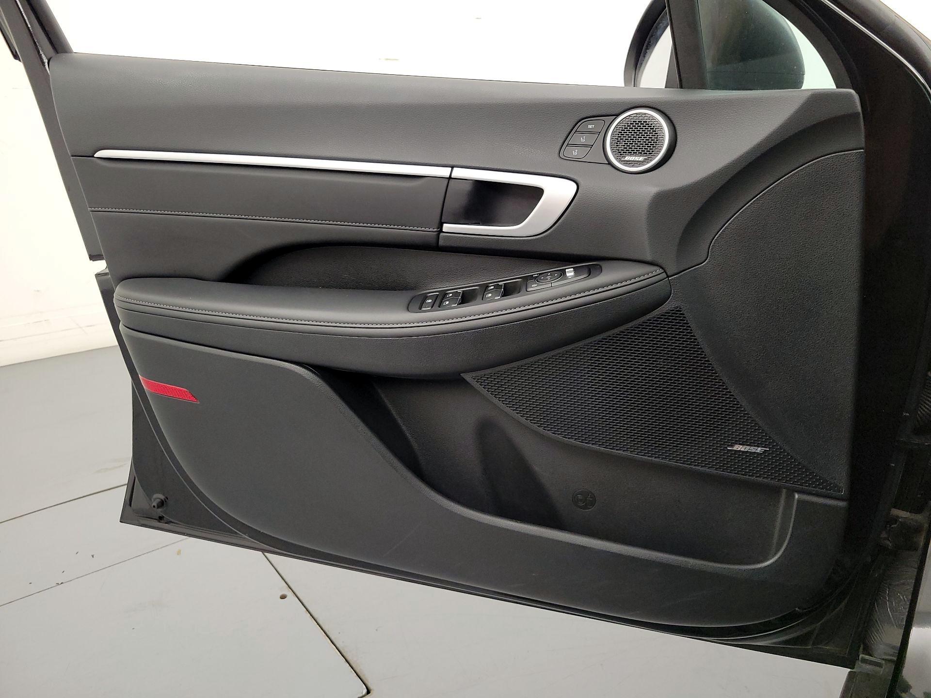 Thumbnail: 2022 Hyundai Sonata - 12