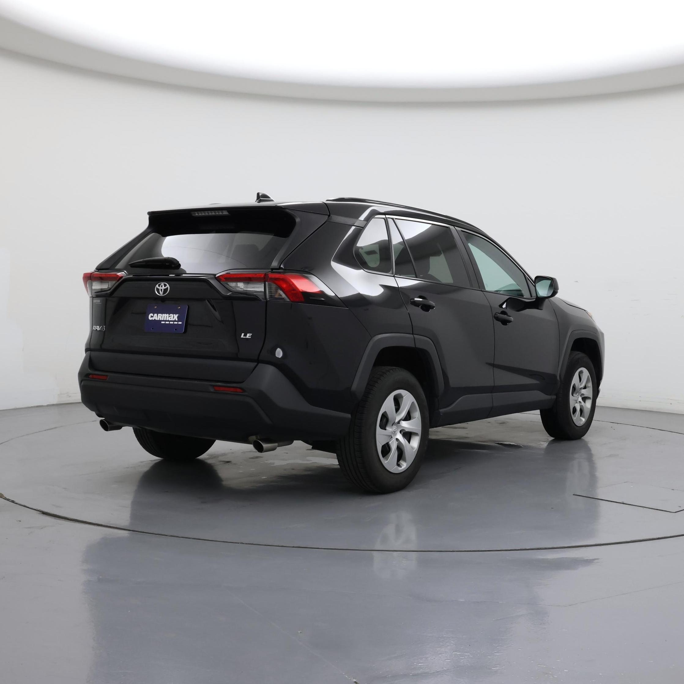 Thumbnail: 2019 Toyota RAV4 - 8