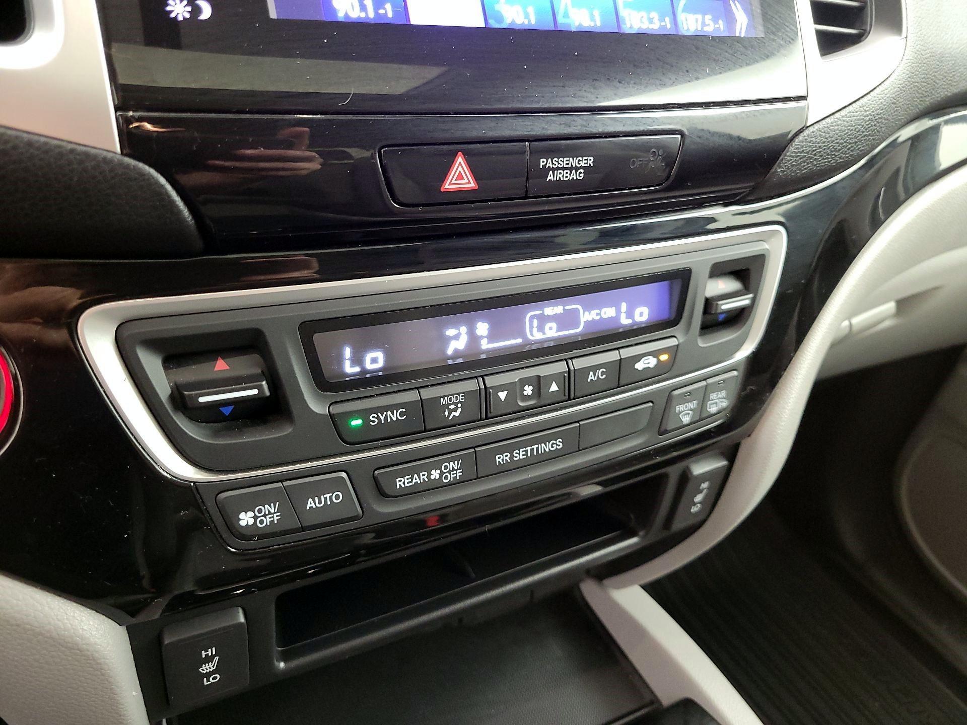 Thumbnail: 2019 Honda Ridgeline - 17