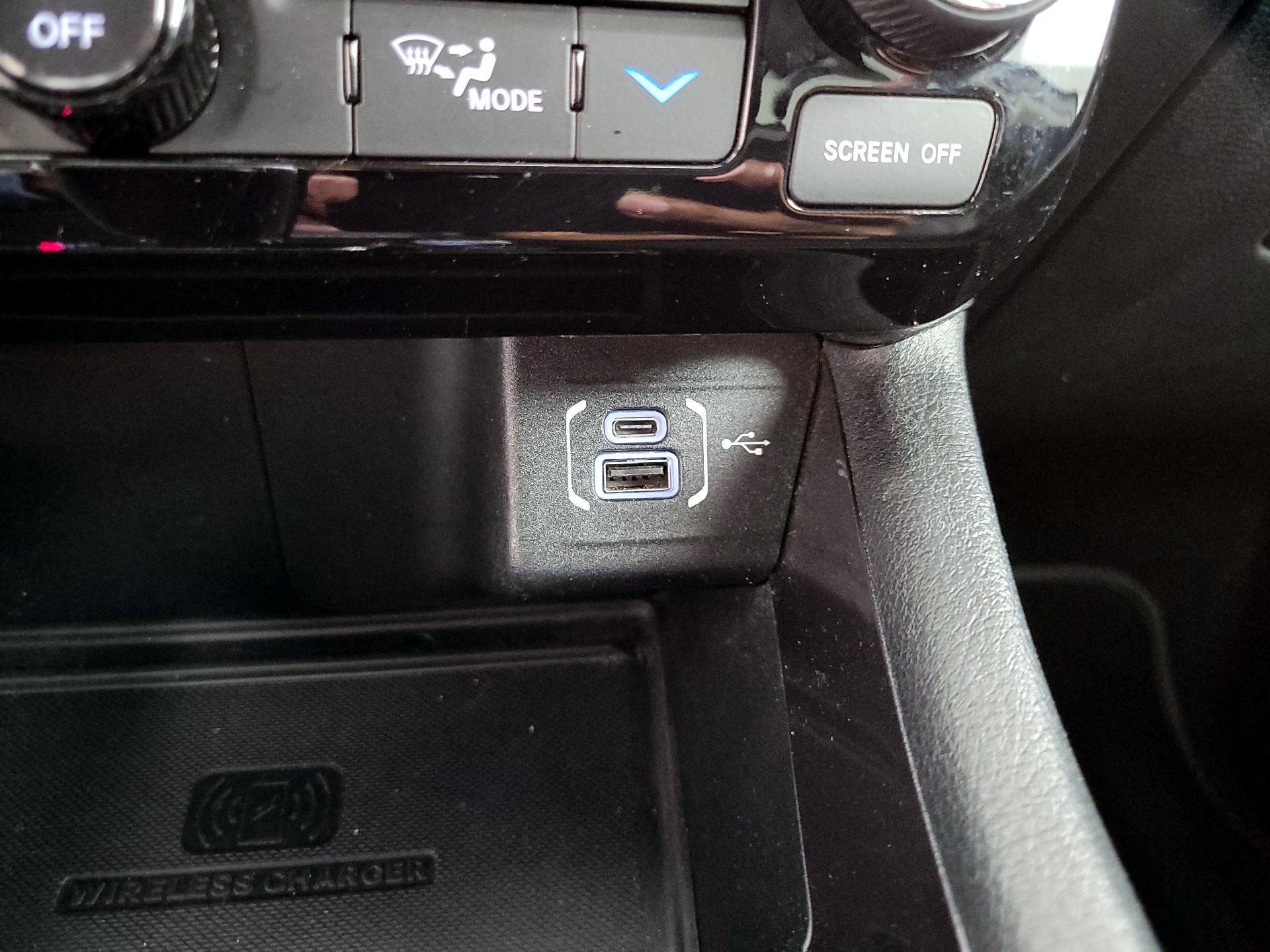 Thumbnail: 2022 Jeep Compass - 17