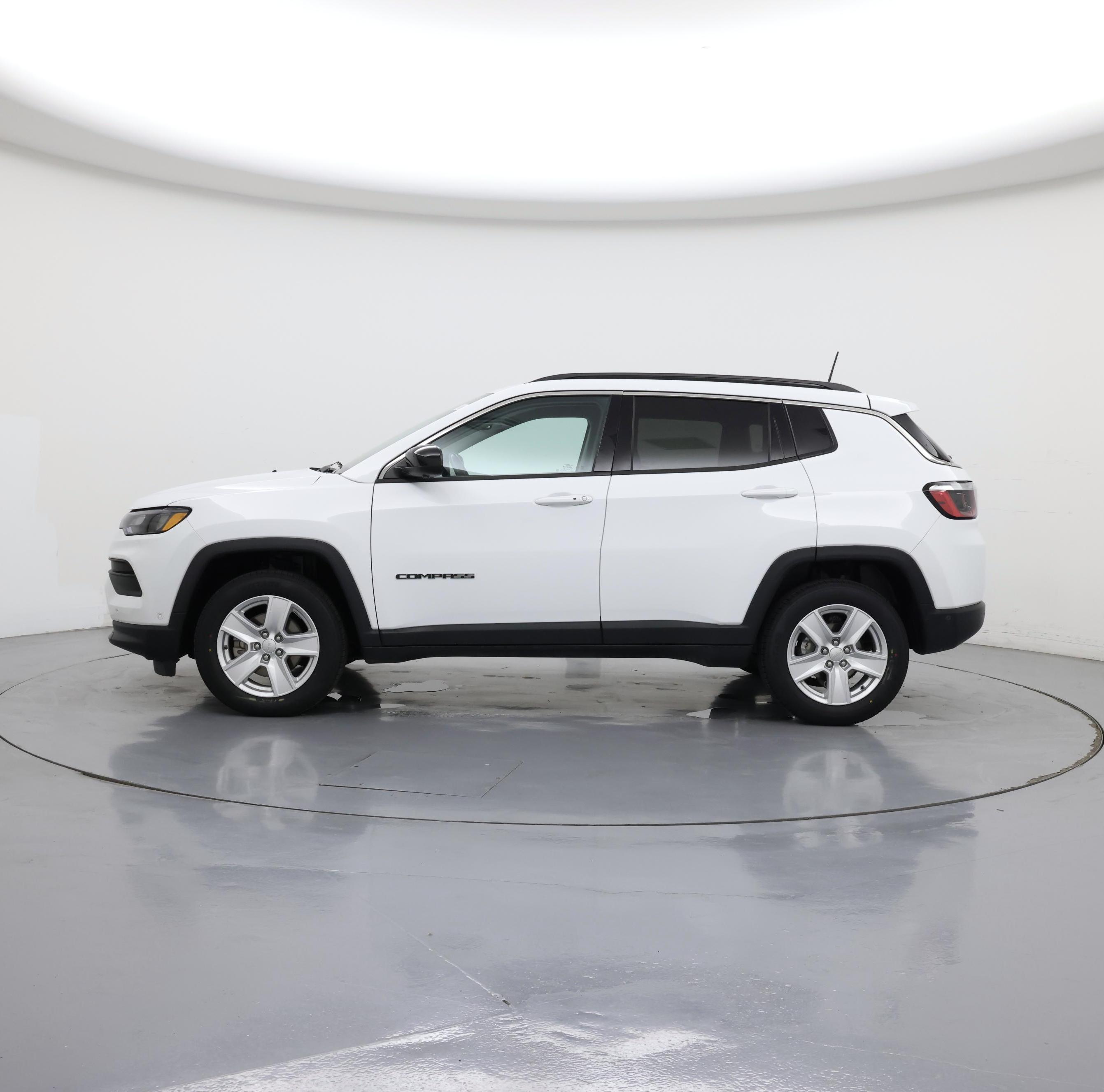 Thumbnail: 2022 Jeep Compass - 3