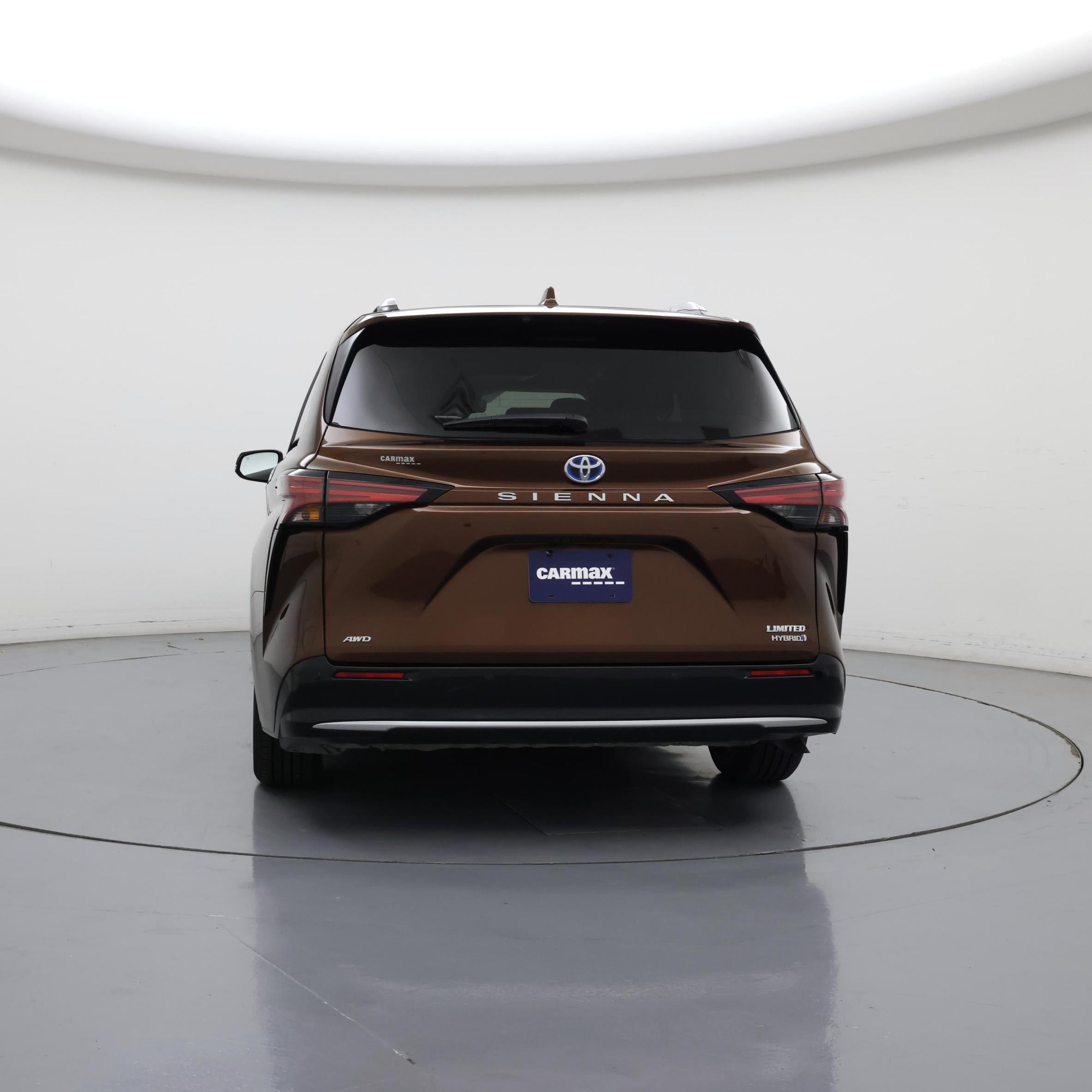 Thumbnail: 2023 Toyota Sienna - 6