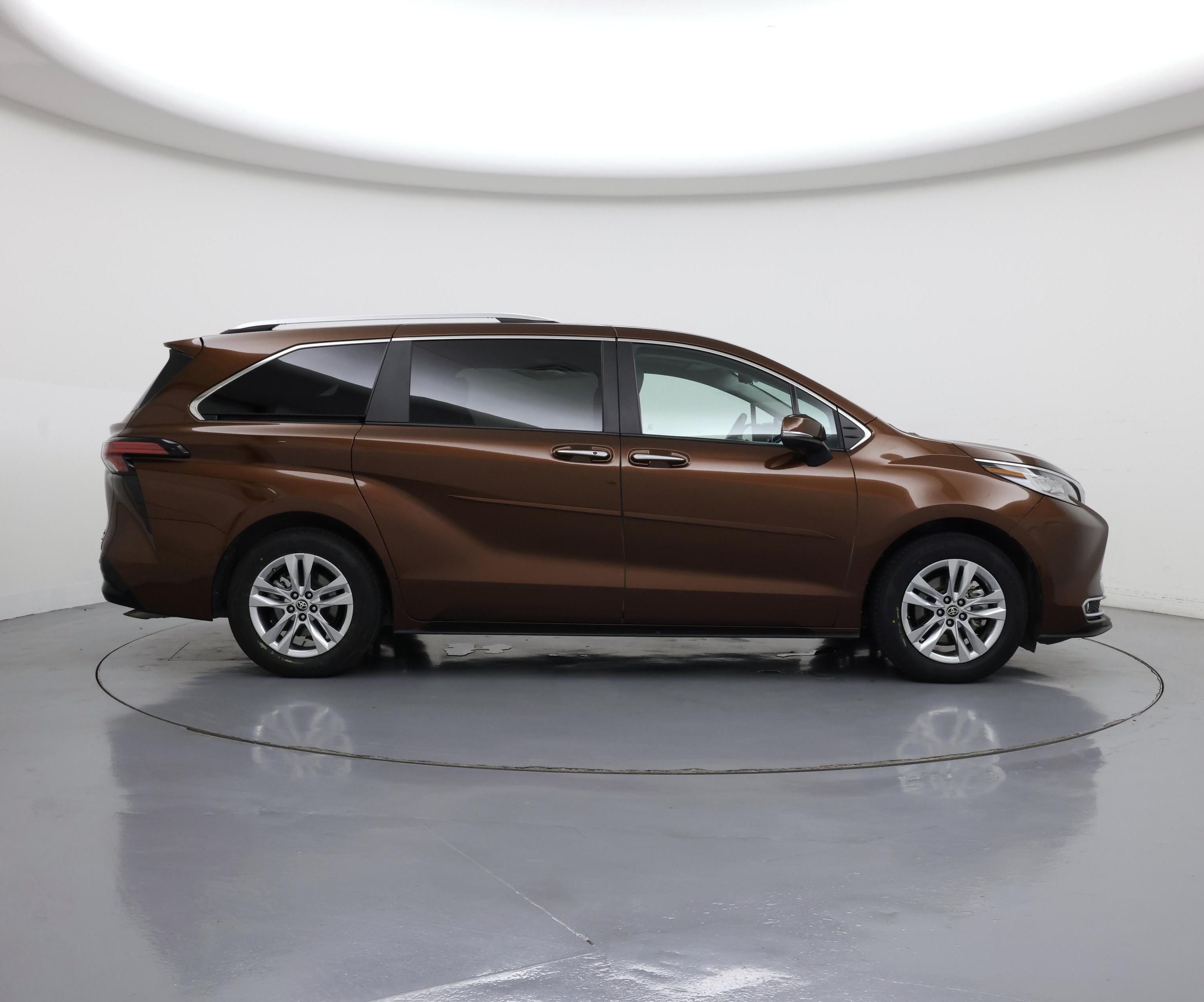 Thumbnail: 2023 Toyota Sienna - 7