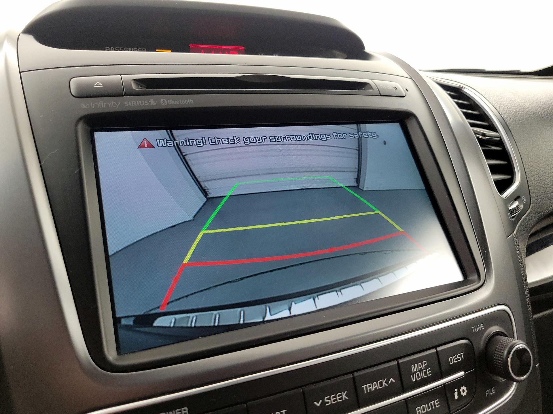Thumbnail: 2014 Kia Sorento - 15