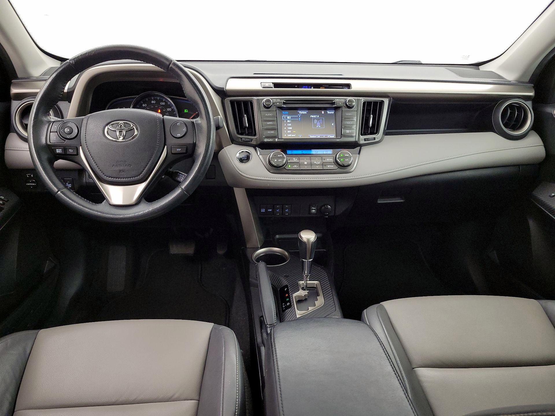 Thumbnail: 2015 Toyota RAV4 - 9