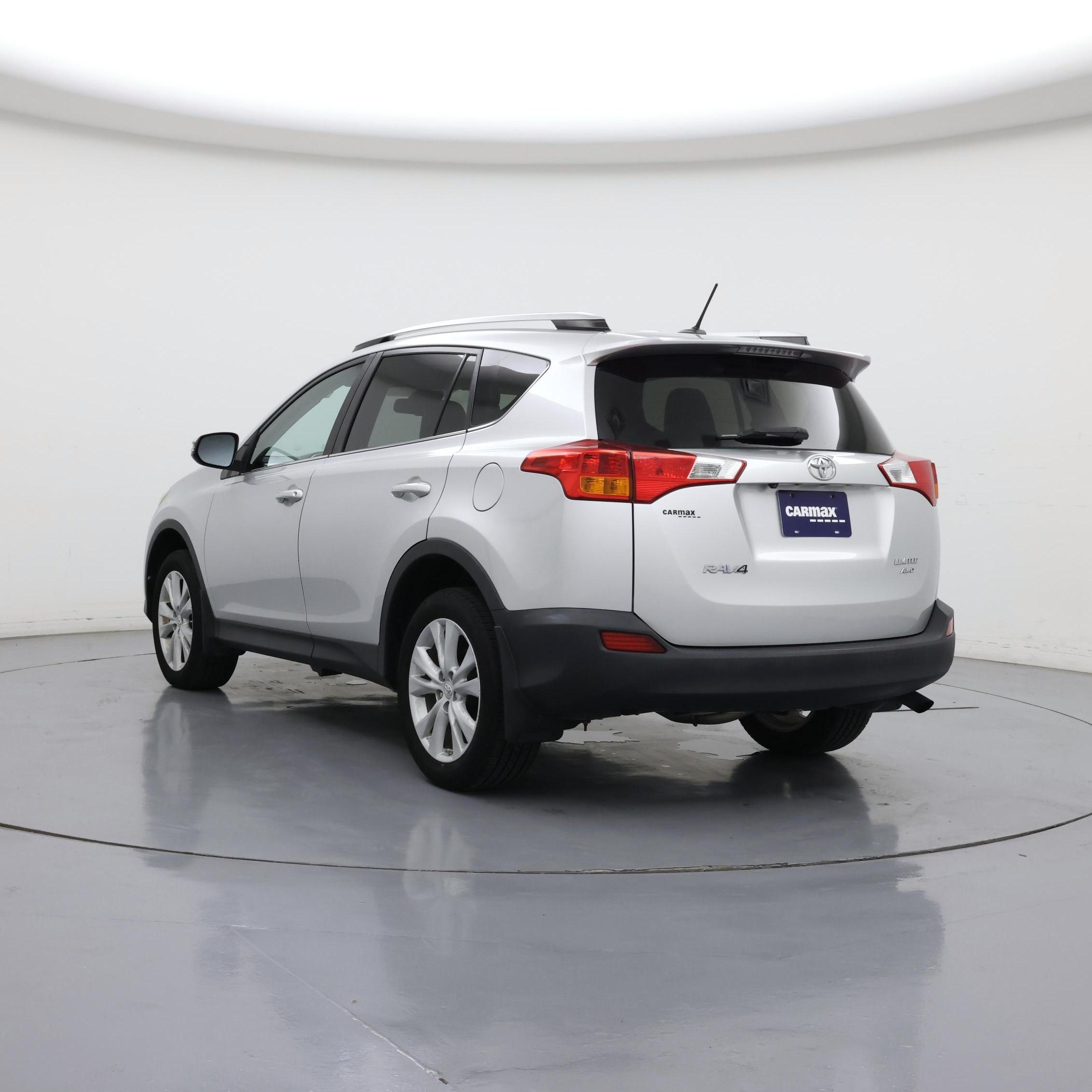 Thumbnail: 2015 Toyota RAV4 - 2