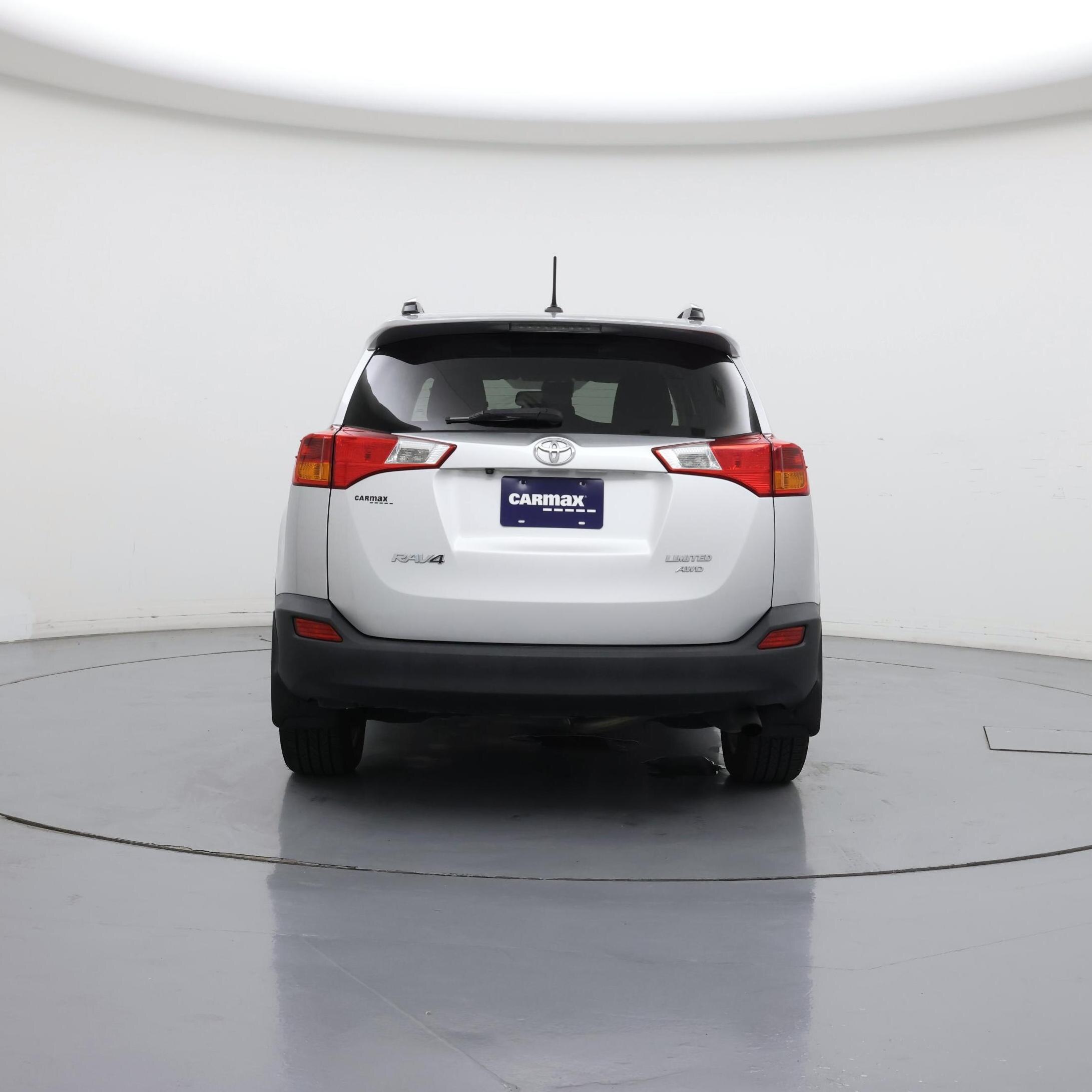 Thumbnail: 2015 Toyota RAV4 - 6