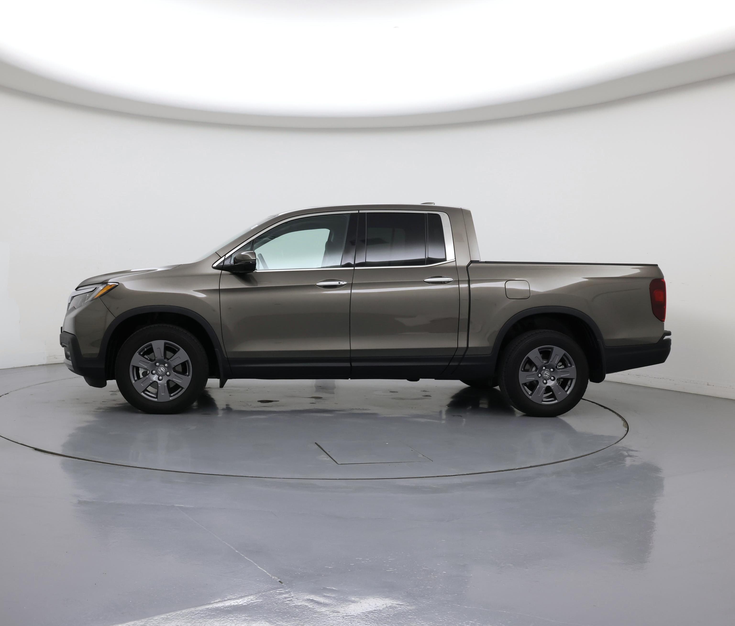 Thumbnail: 2020 Honda Ridgeline - 3