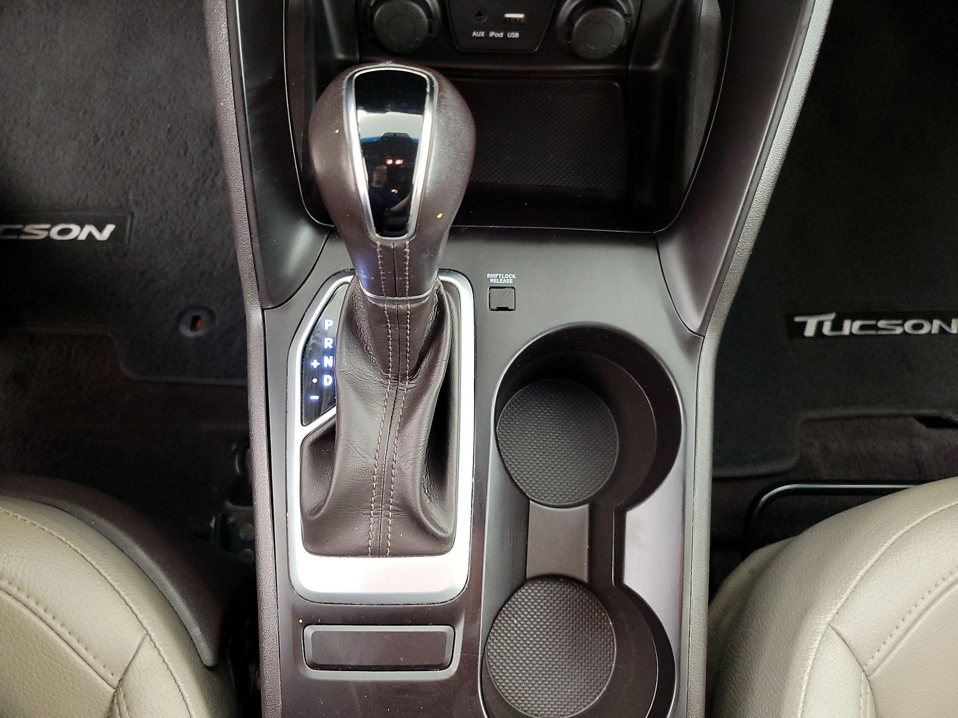 Thumbnail: 2015 Hyundai Tucson - 17
