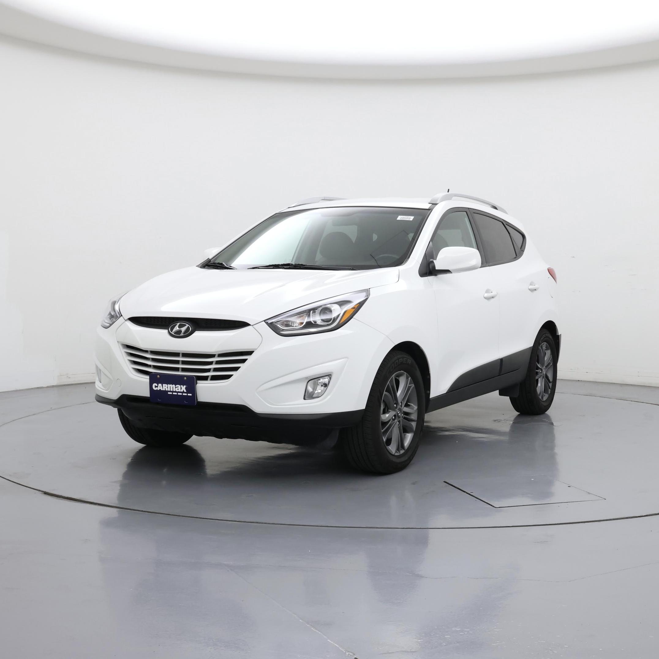 Thumbnail: 2015 Hyundai Tucson - 4