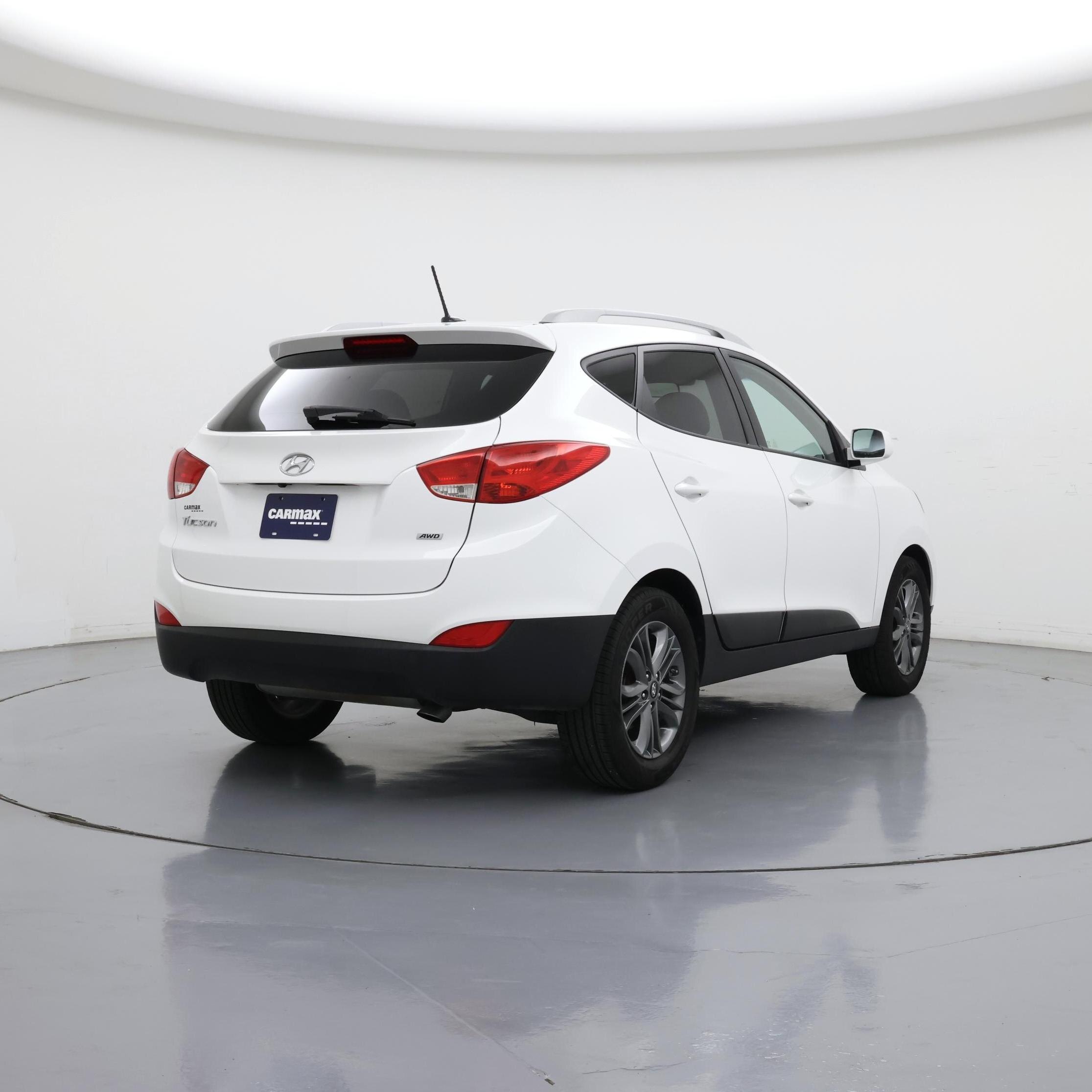 Thumbnail: 2015 Hyundai Tucson - 8
