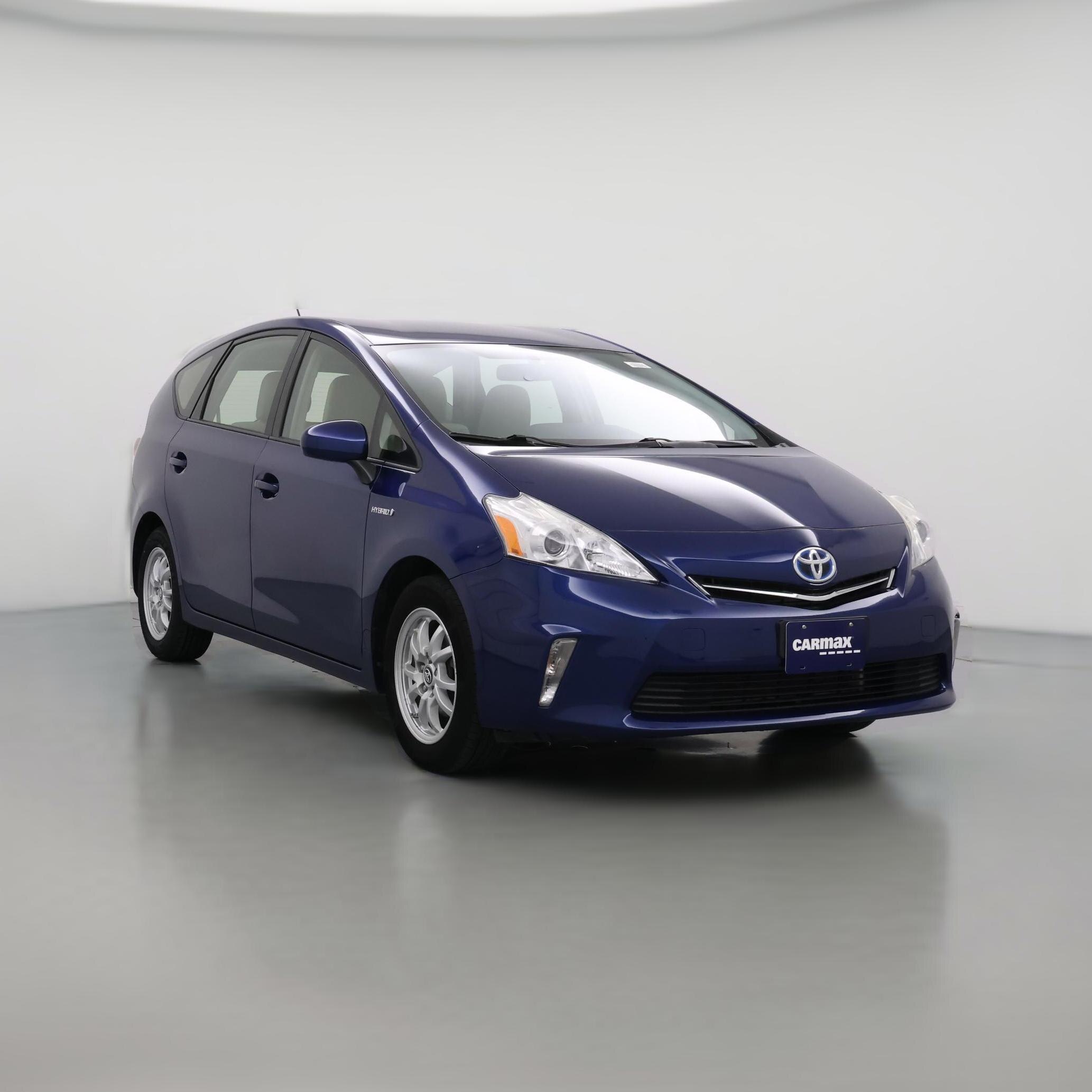 Thumbnail: 2013 Toyota Prius v - 1