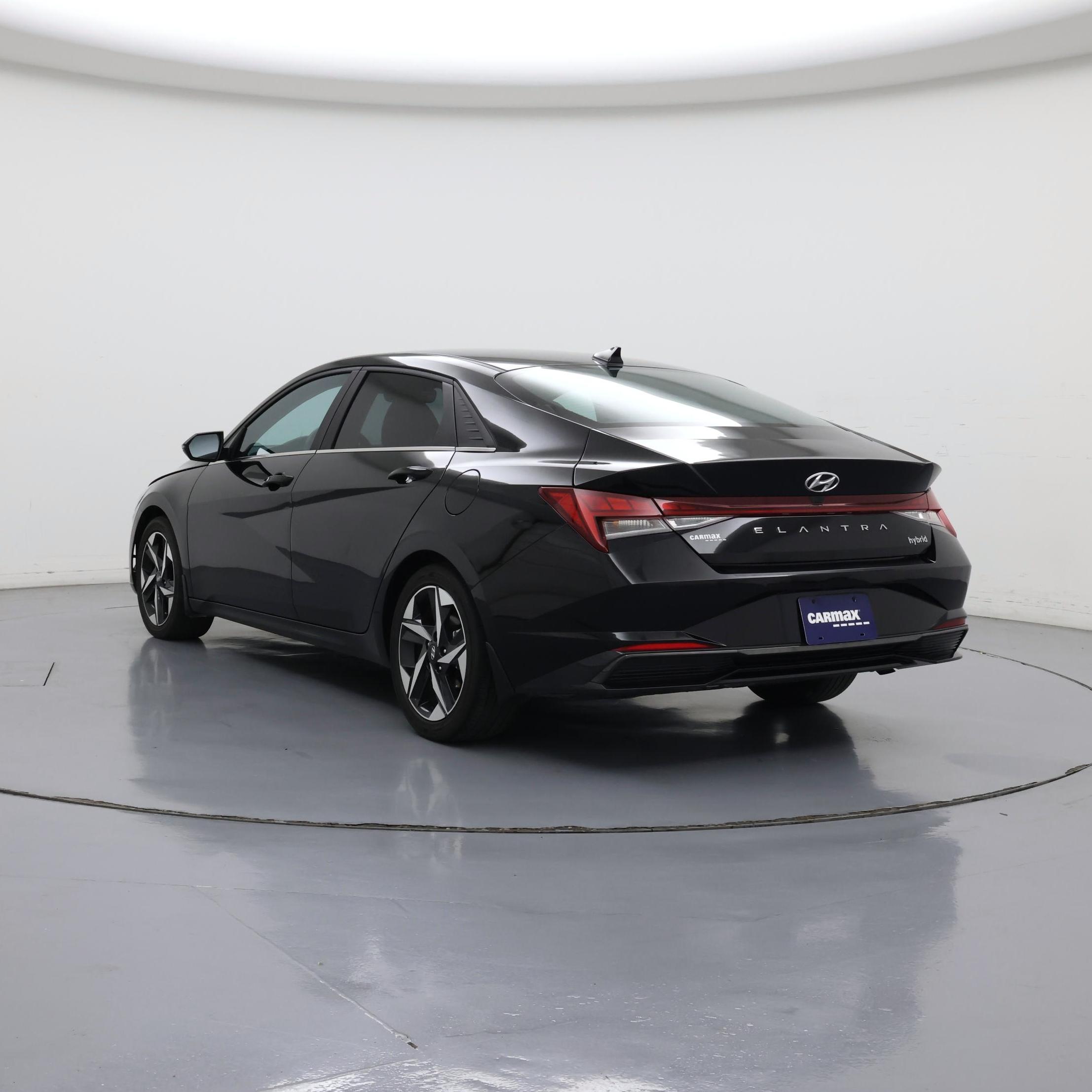 Thumbnail: 2023 Hyundai Elantra - 2