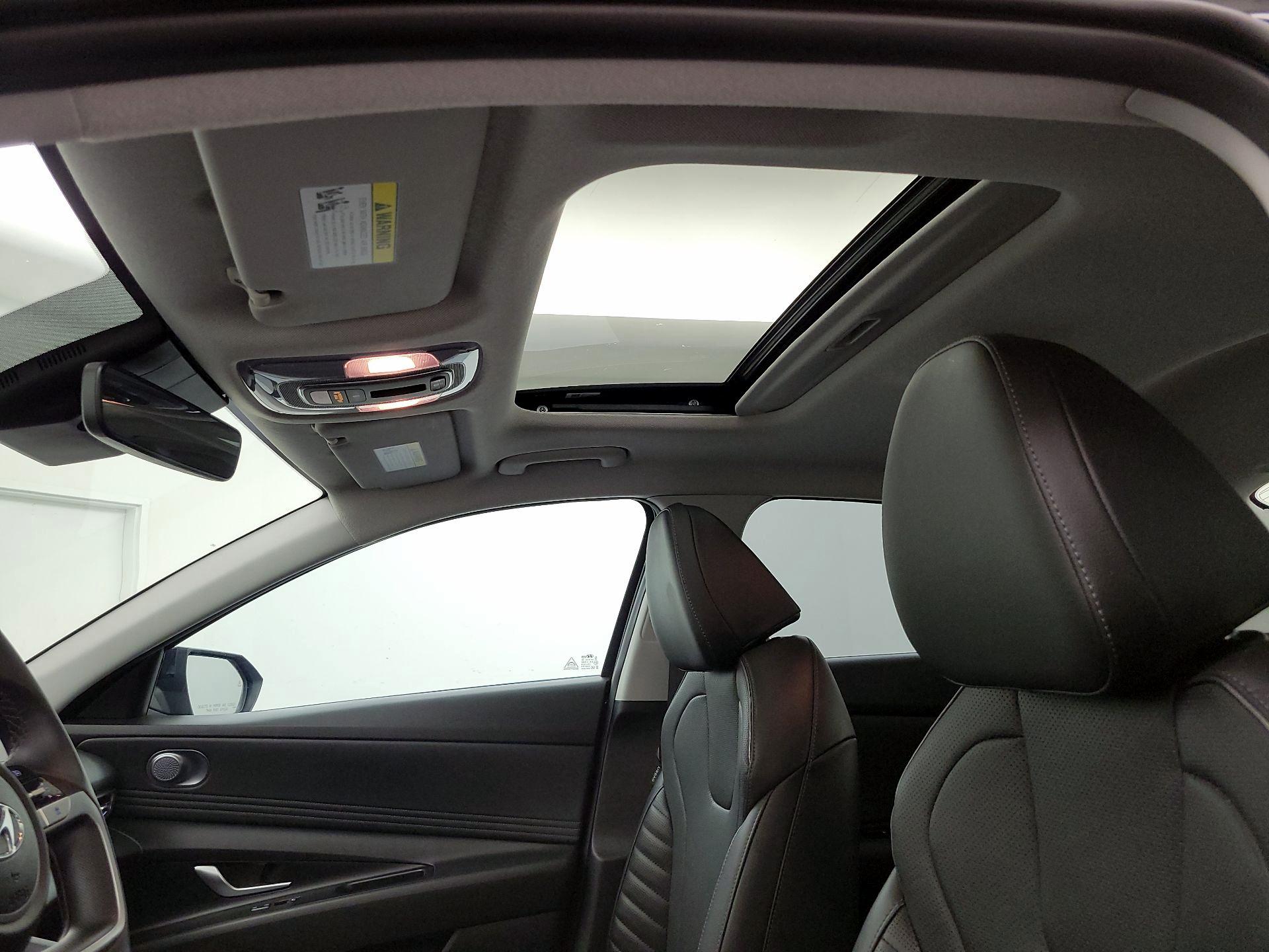 Thumbnail: 2023 Hyundai Elantra - 20