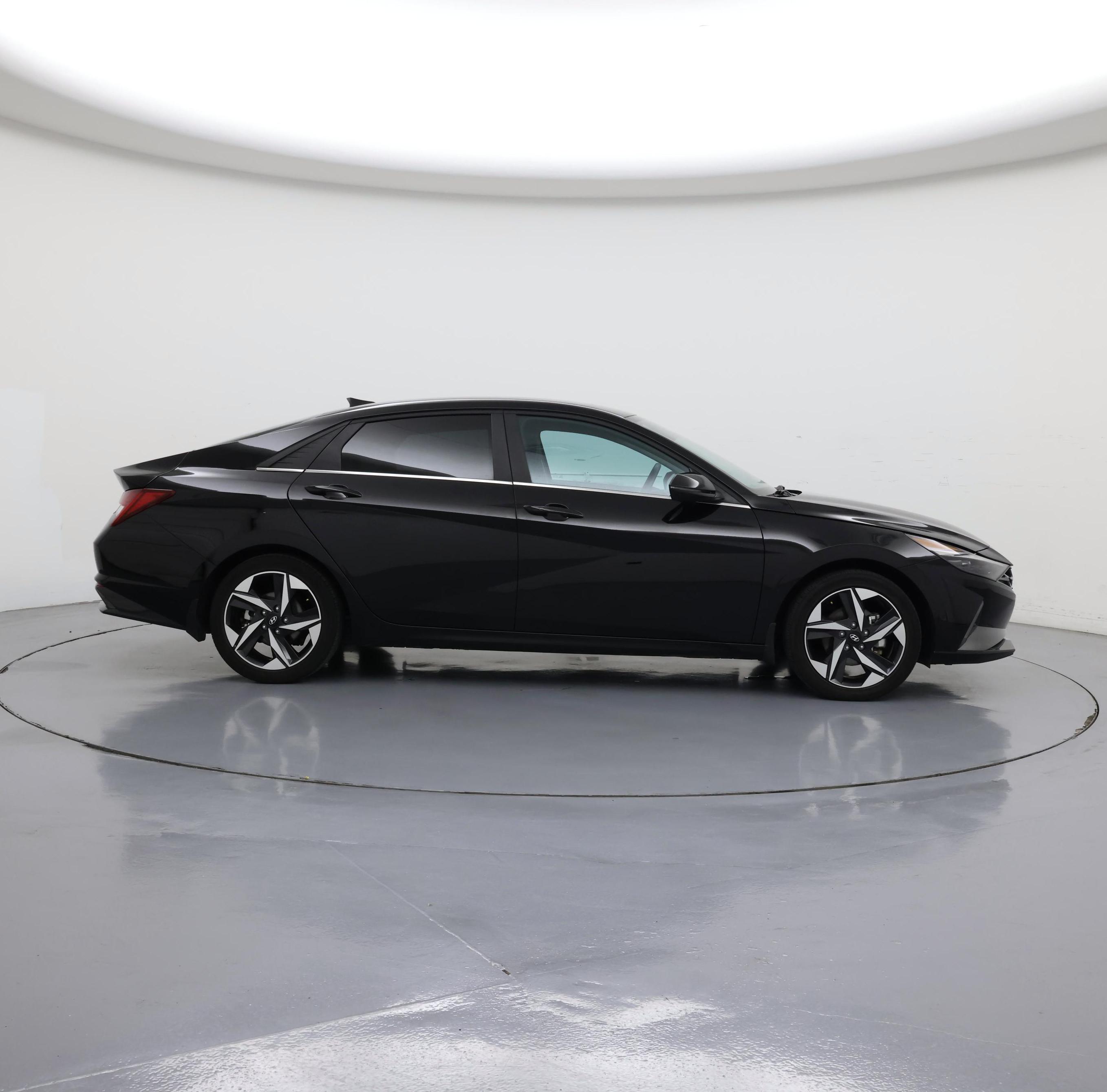 Thumbnail: 2023 Hyundai Elantra - 7