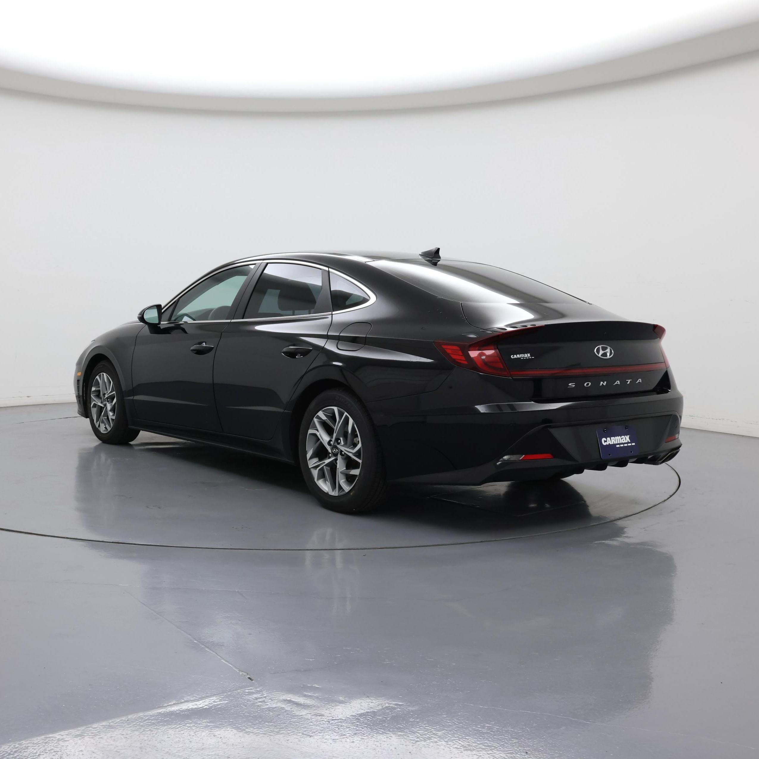 Thumbnail: 2023 Hyundai Sonata - 2