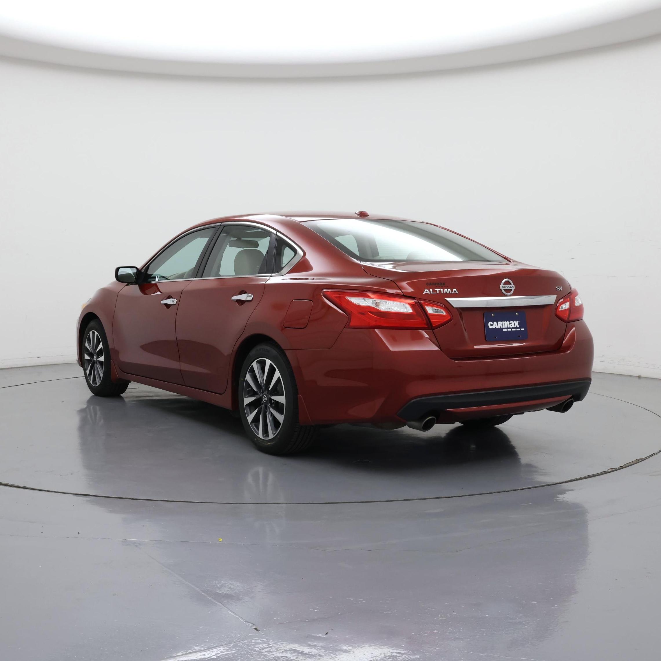 Thumbnail: 2016 Nissan Altima - 2